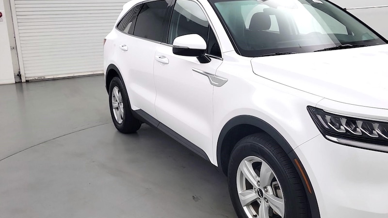 2023 Kia Sorento LX Hero Image