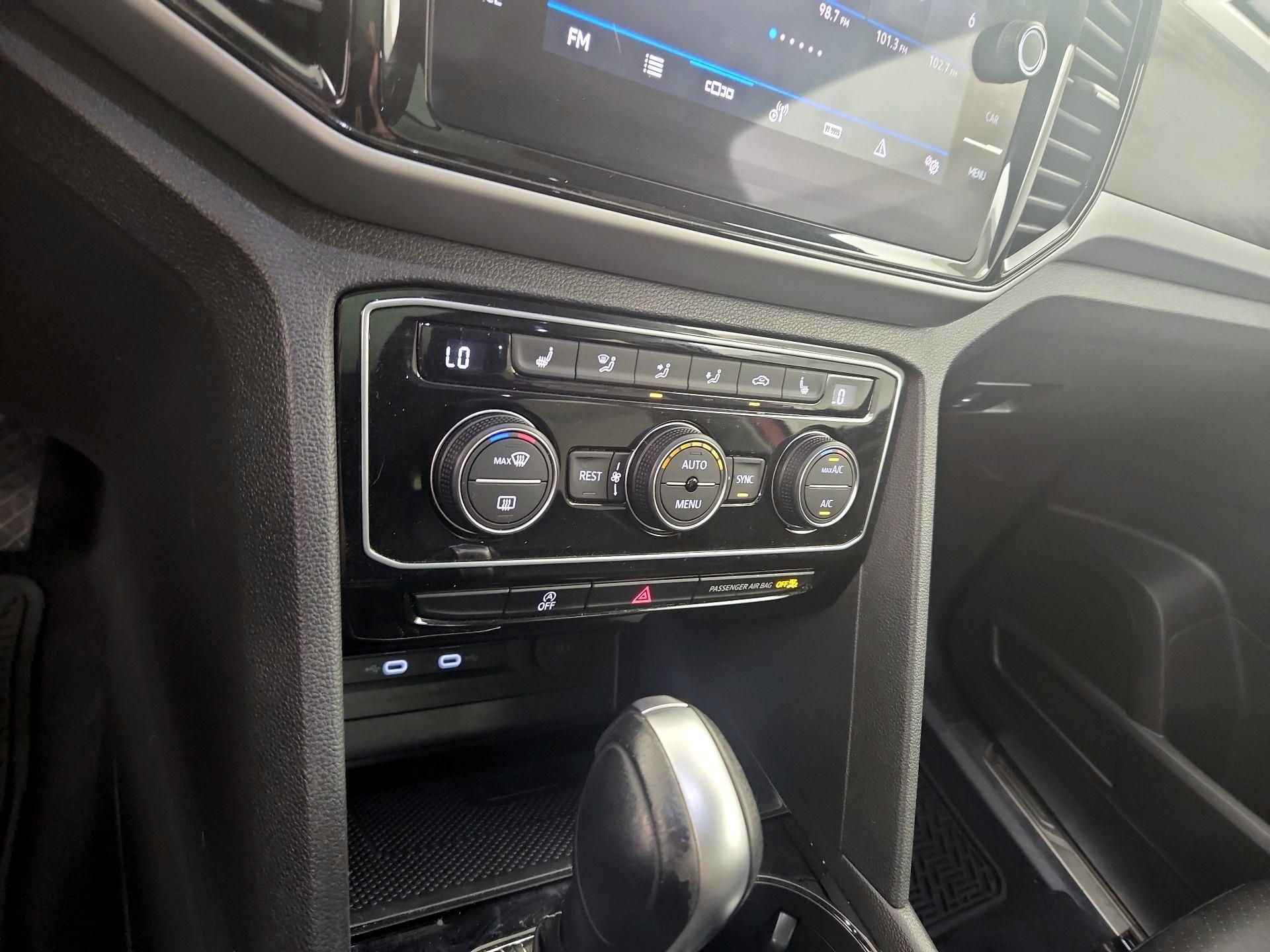 Thumbnail: 2023 Volkswagen Atlas - 14