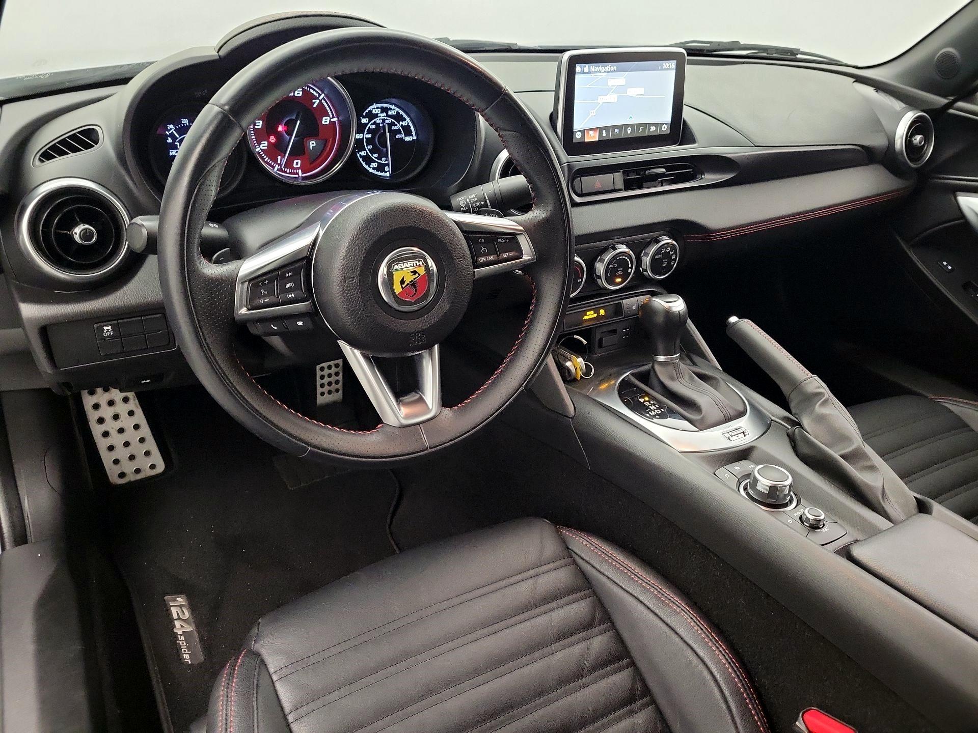 Thumbnail: 2019 Fiat 124 Spider - 9