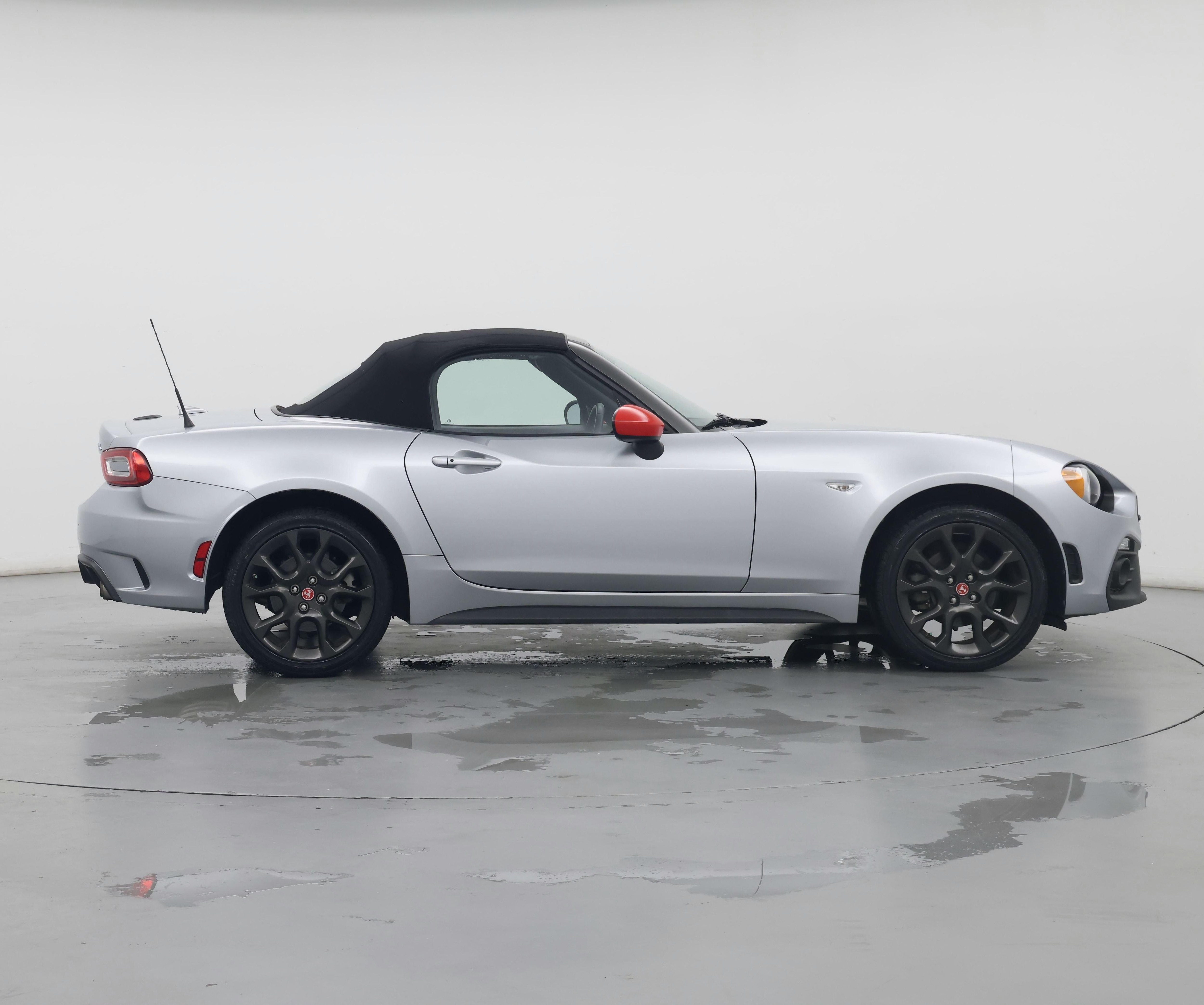 Thumbnail: 2019 Fiat 124 Spider - 7