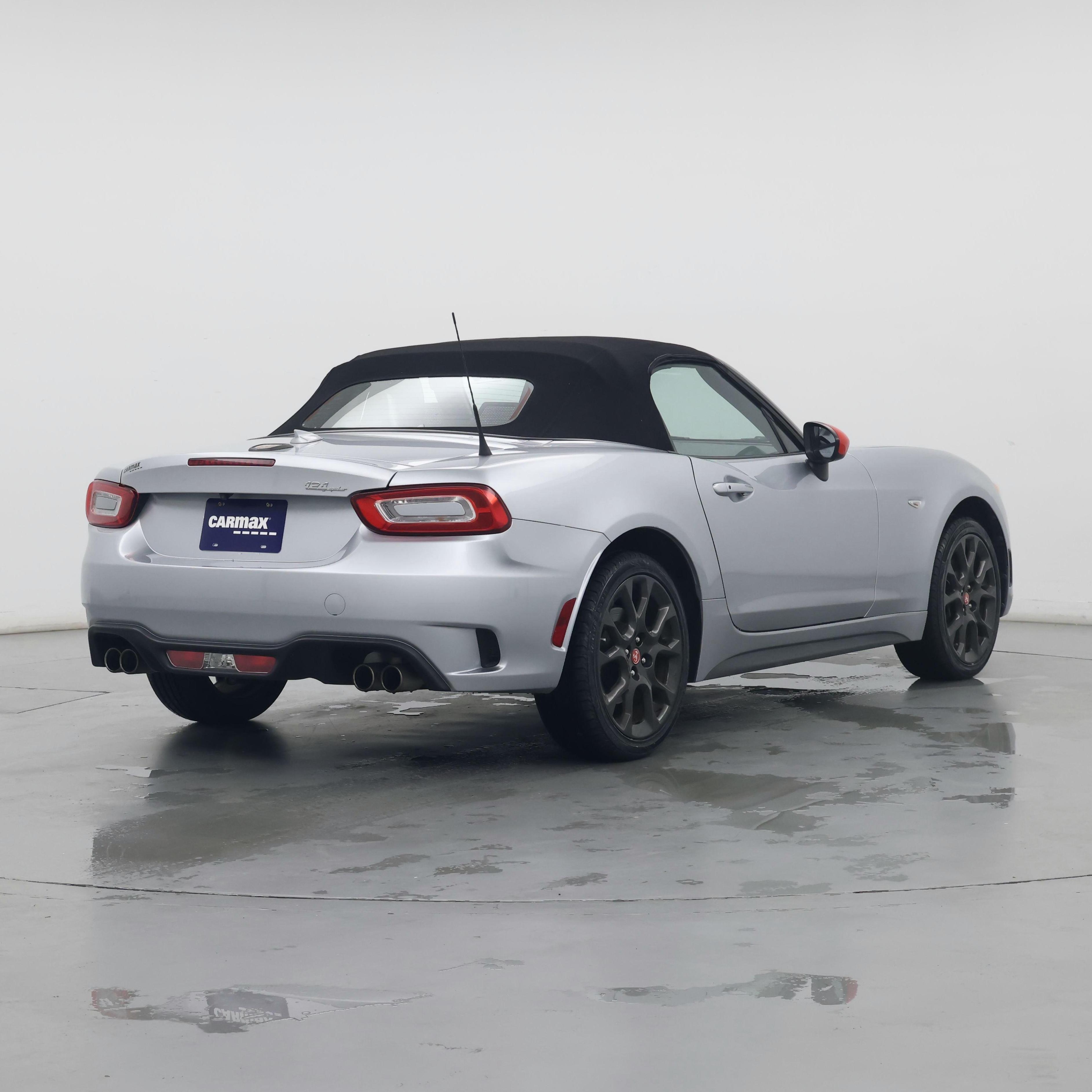 Thumbnail: 2019 Fiat 124 Spider - 8