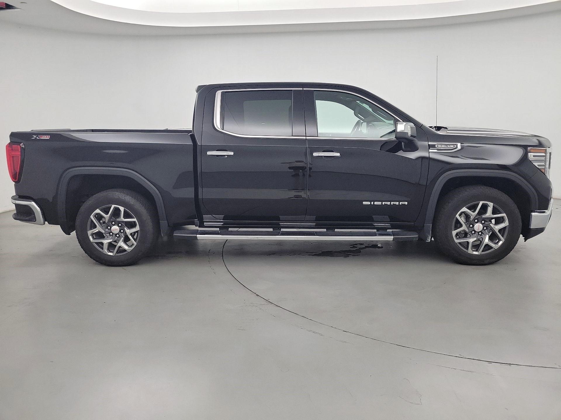 Thumbnail: 2023 GMC Sierra 1500 - 4