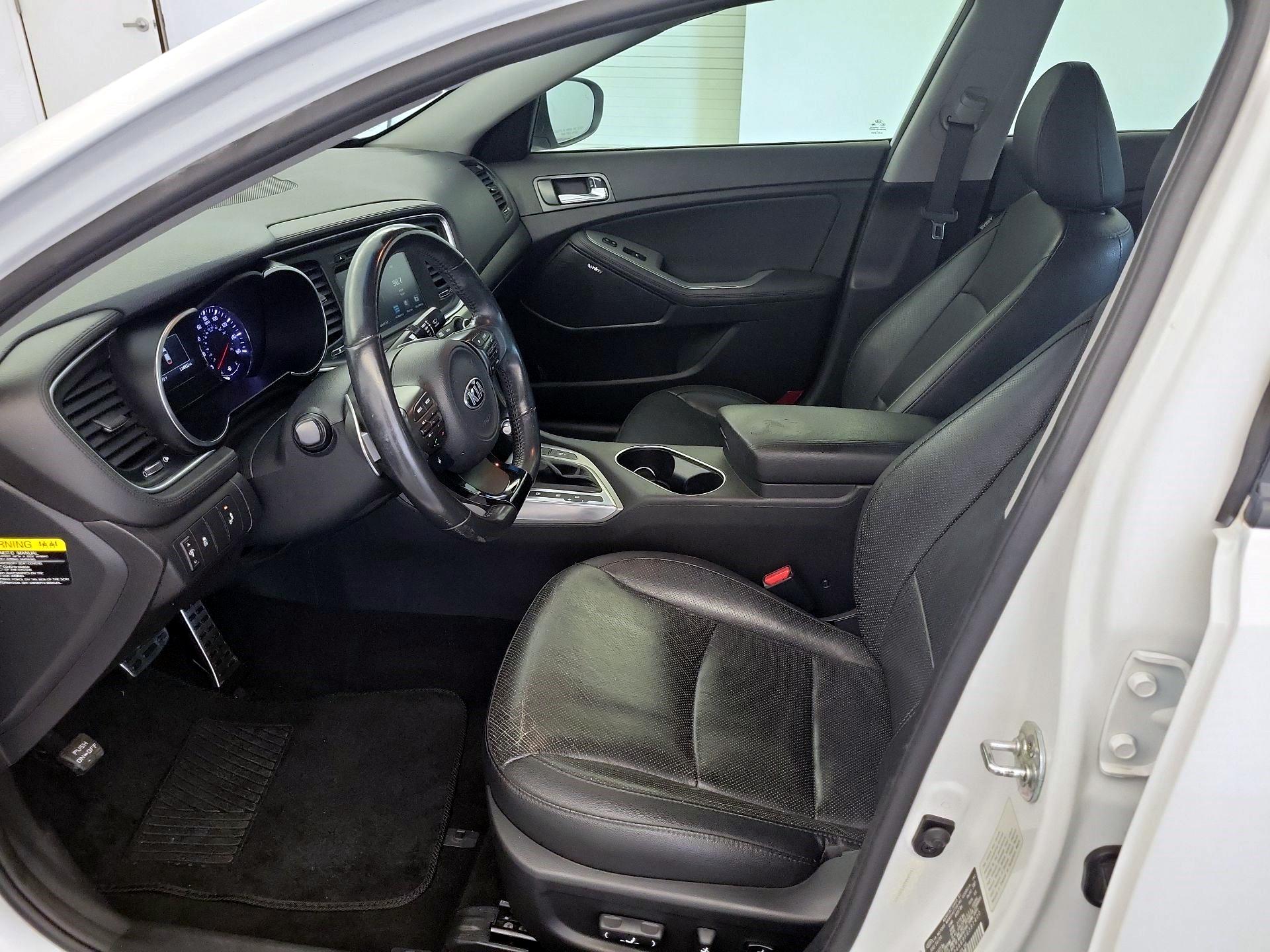 Thumbnail: 2015 Kia Optima - 9
