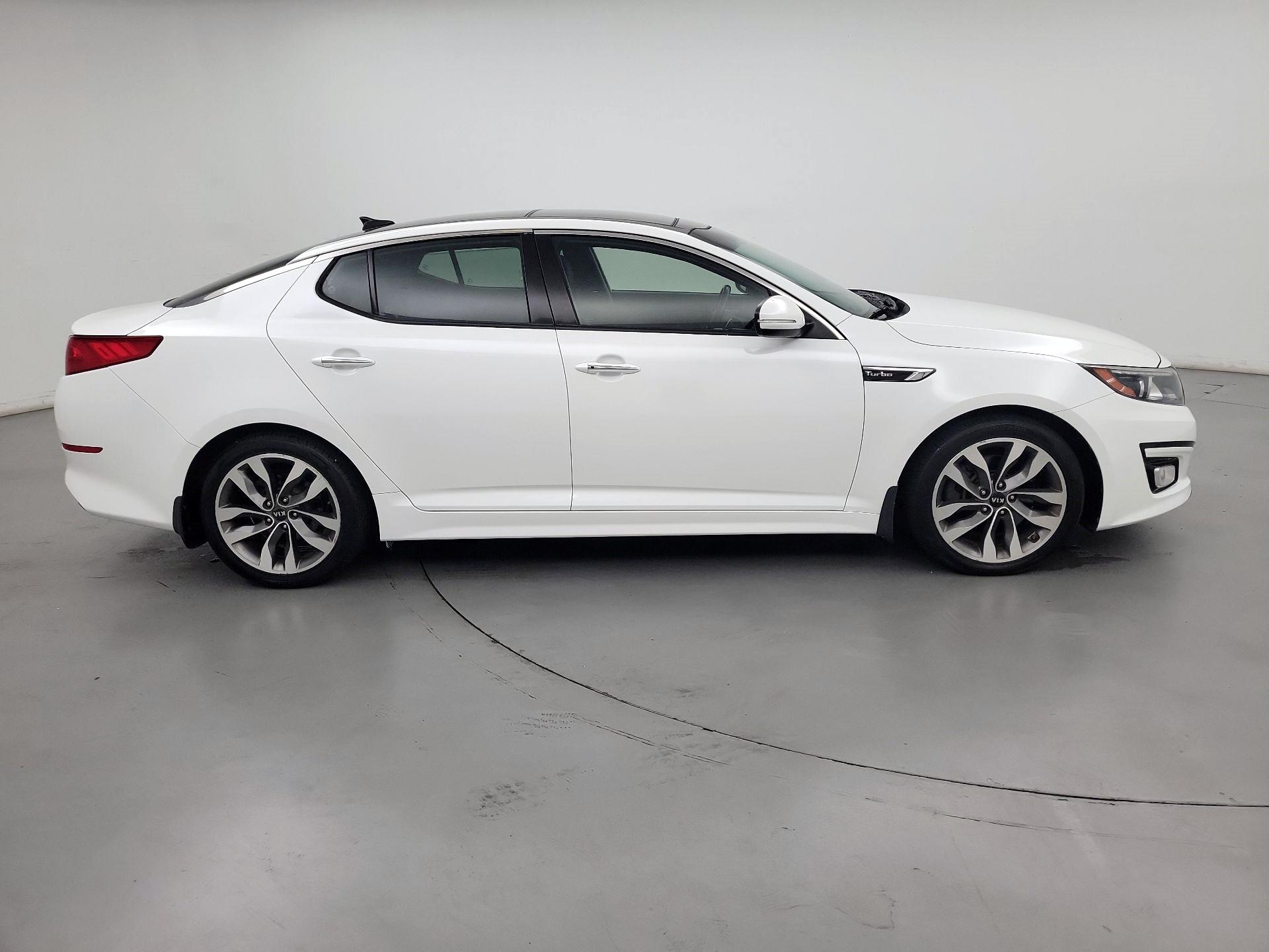 Thumbnail: 2015 Kia Optima - 4