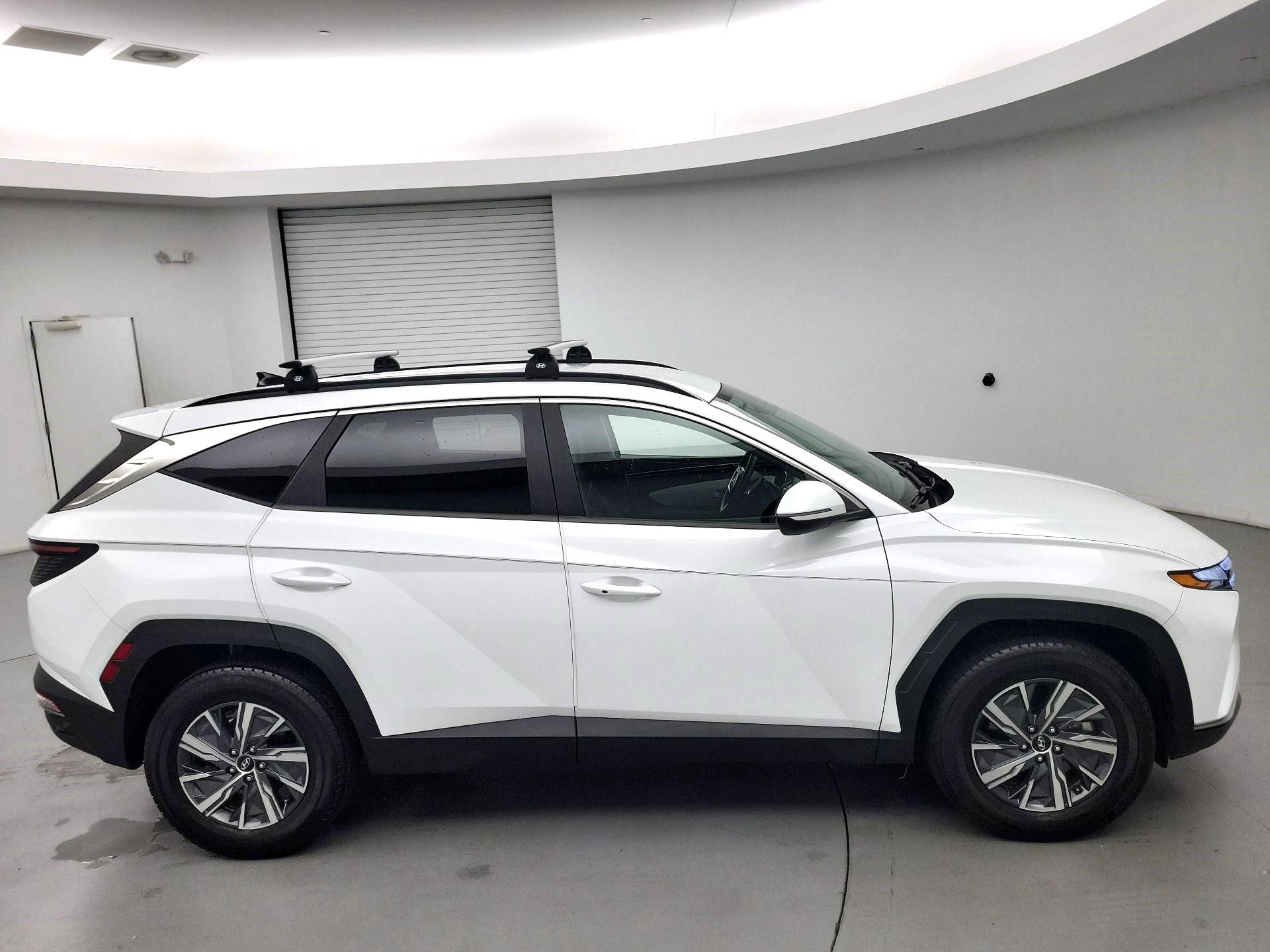 Thumbnail: 2022 Hyundai Tucson - 4