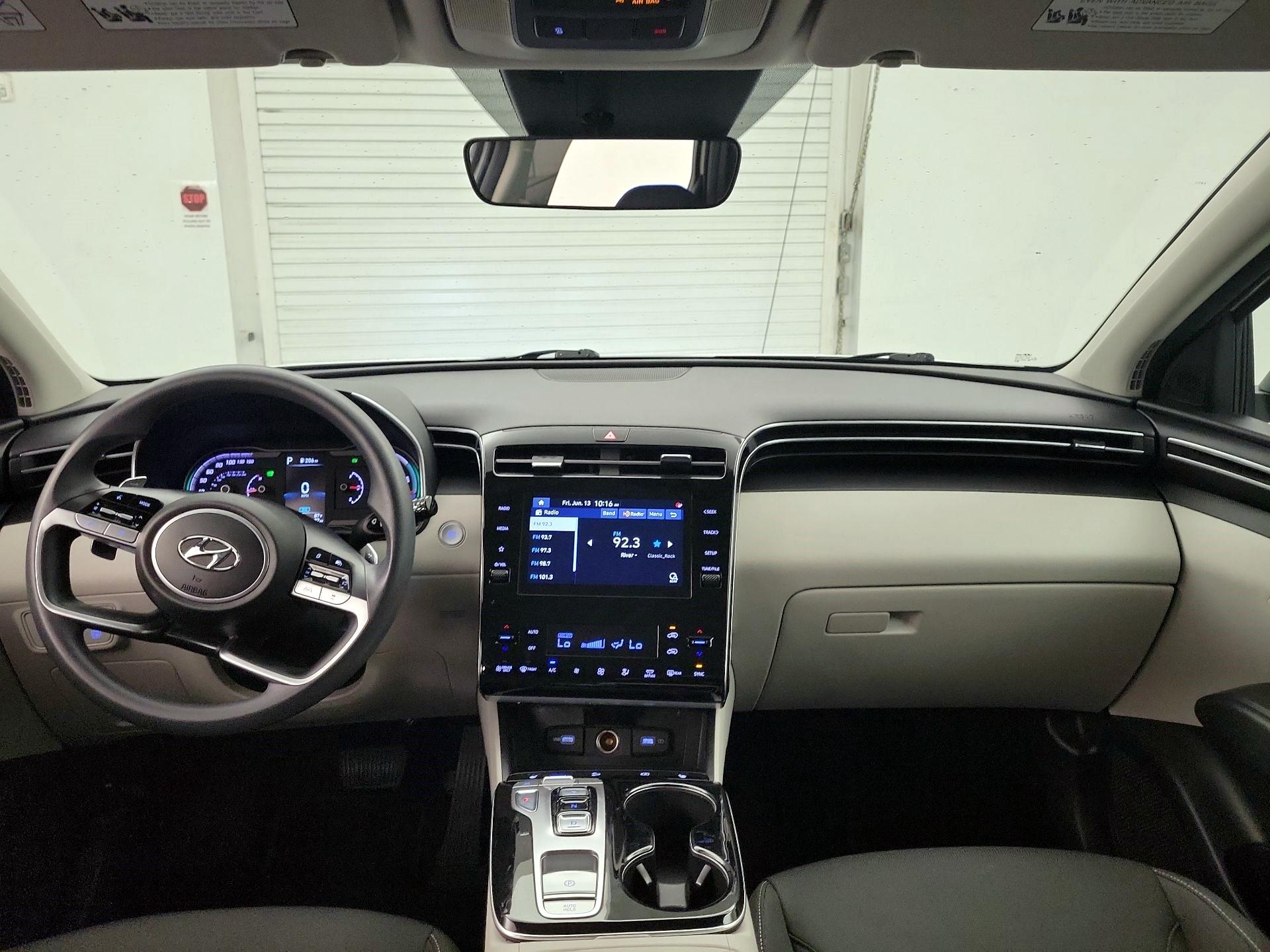 Thumbnail: 2022 Hyundai Tucson - 8