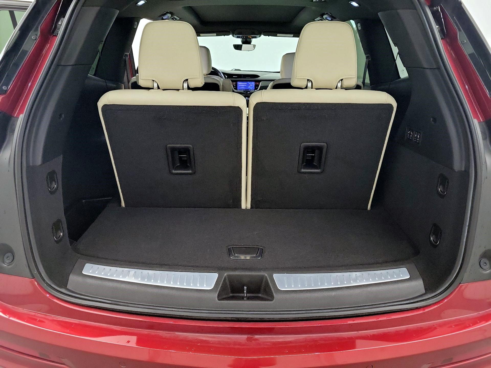 Thumbnail: 2021 Cadillac XT6 - 20