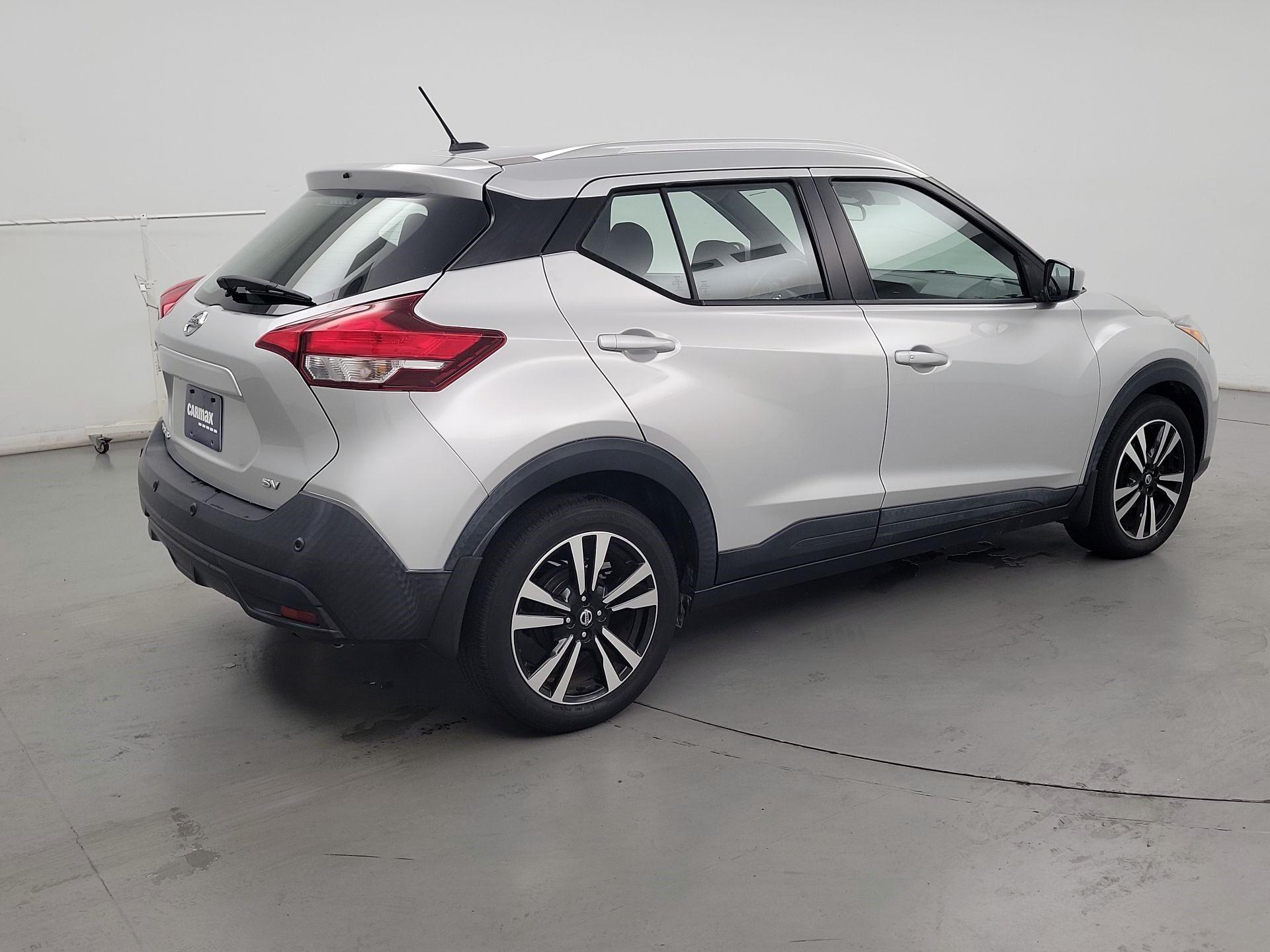 Thumbnail: 2020 Nissan Kicks - 5