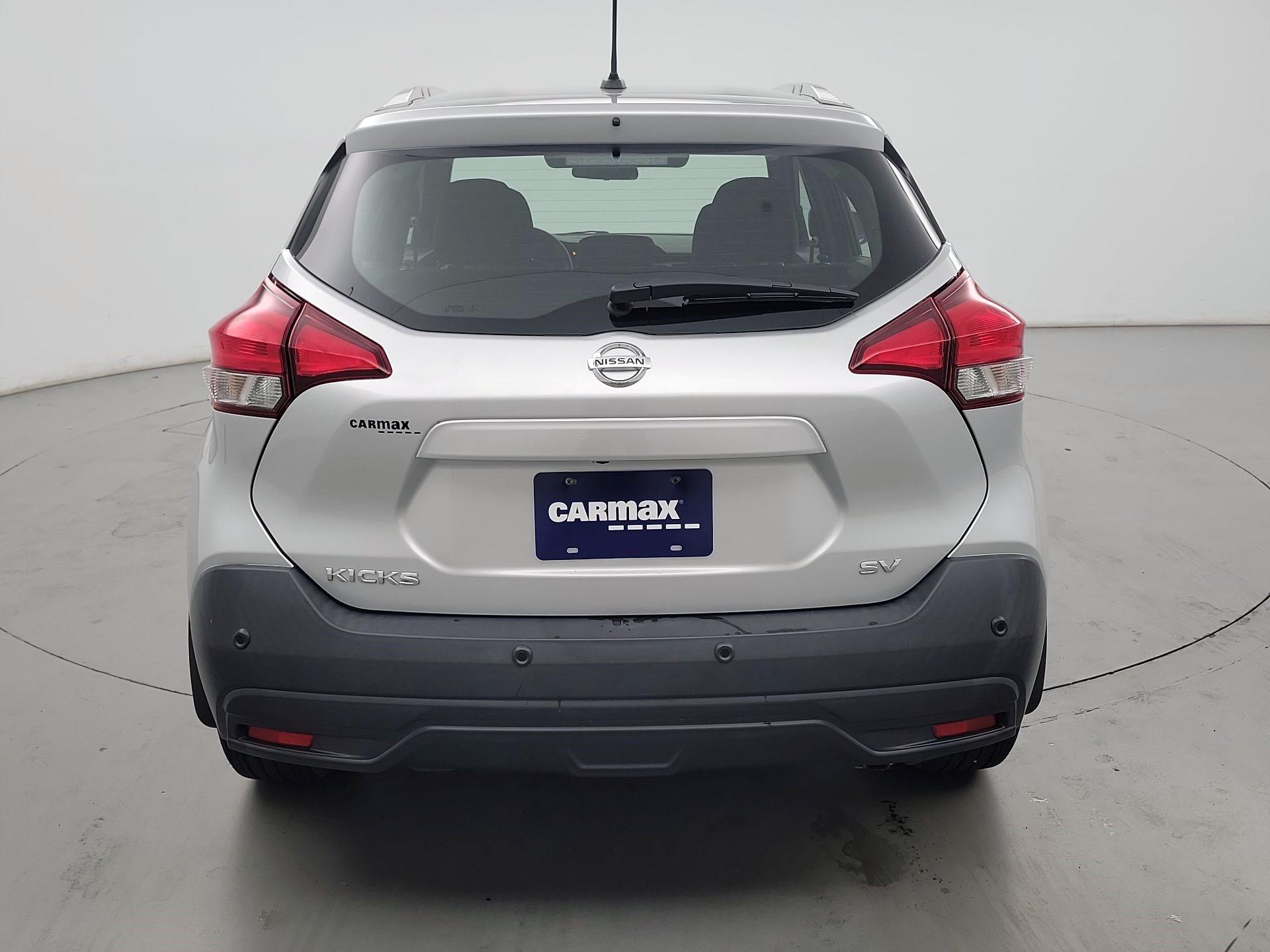 Thumbnail: 2020 Nissan Kicks - 6