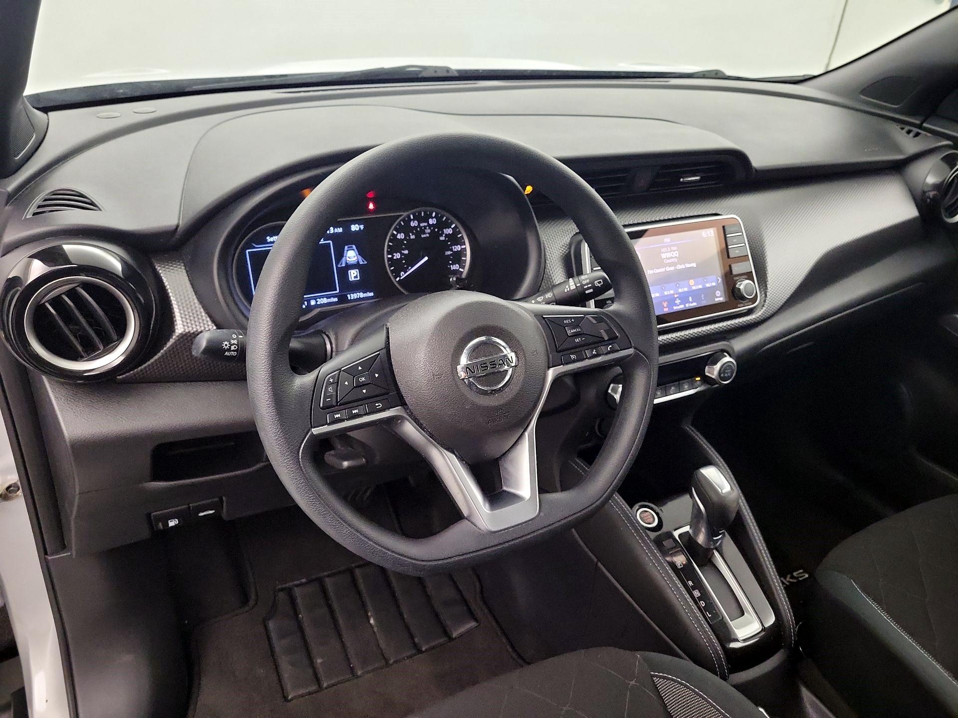 Thumbnail: 2020 Nissan Kicks - 8