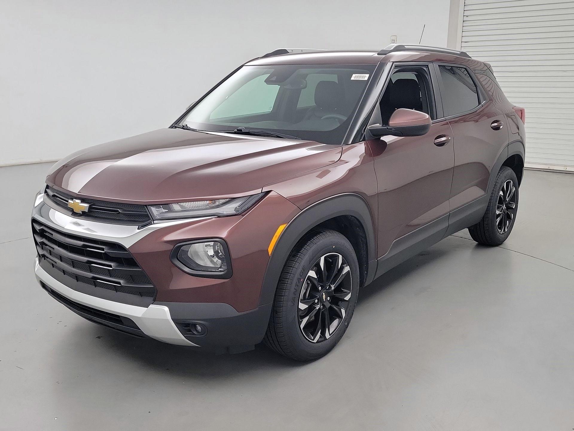 Thumbnail: 2022 Chevrolet TrailBlazer - 3