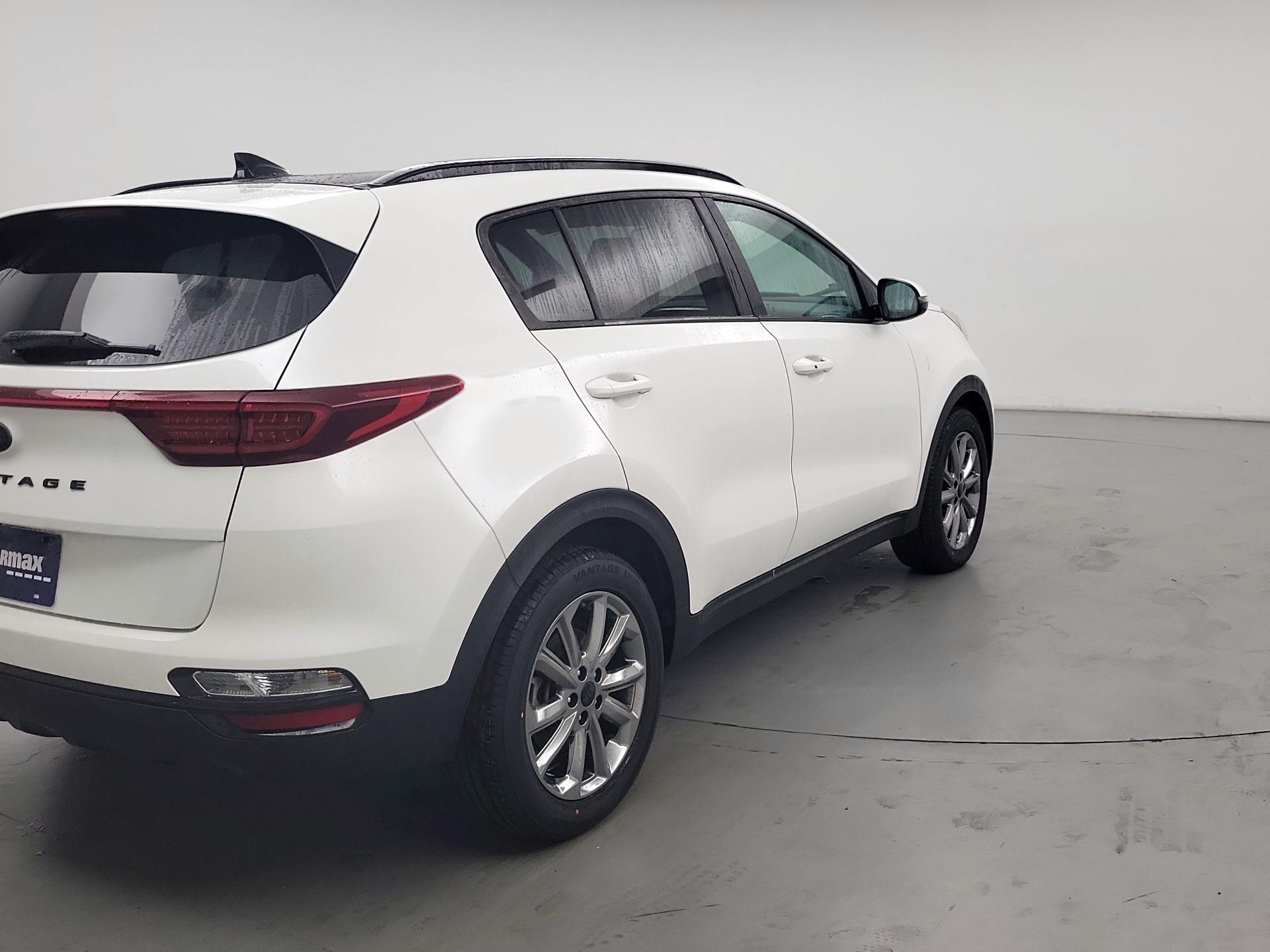 Thumbnail: 2022 Kia Sportage - 5