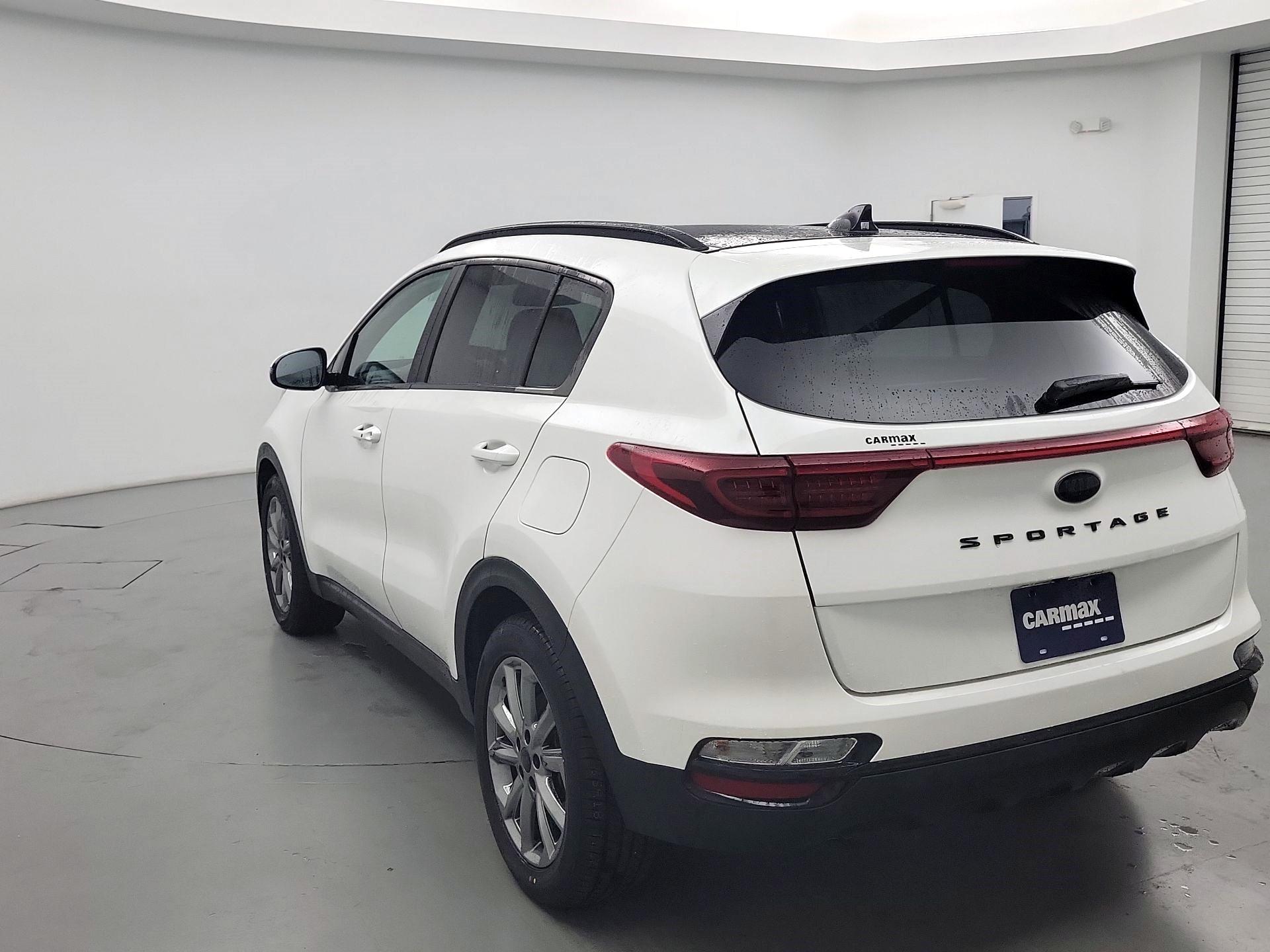 Thumbnail: 2022 Kia Sportage - 7