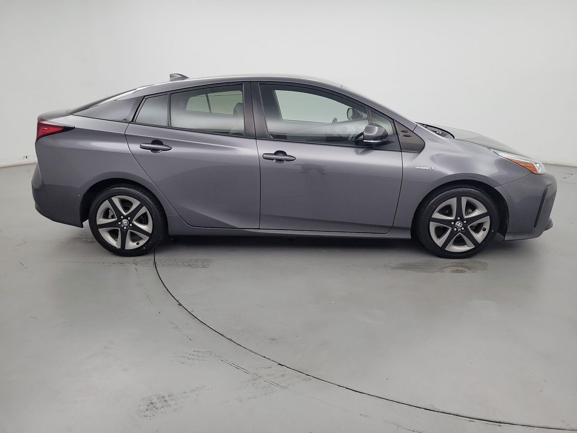 Thumbnail: 2021 Toyota Prius - 4
