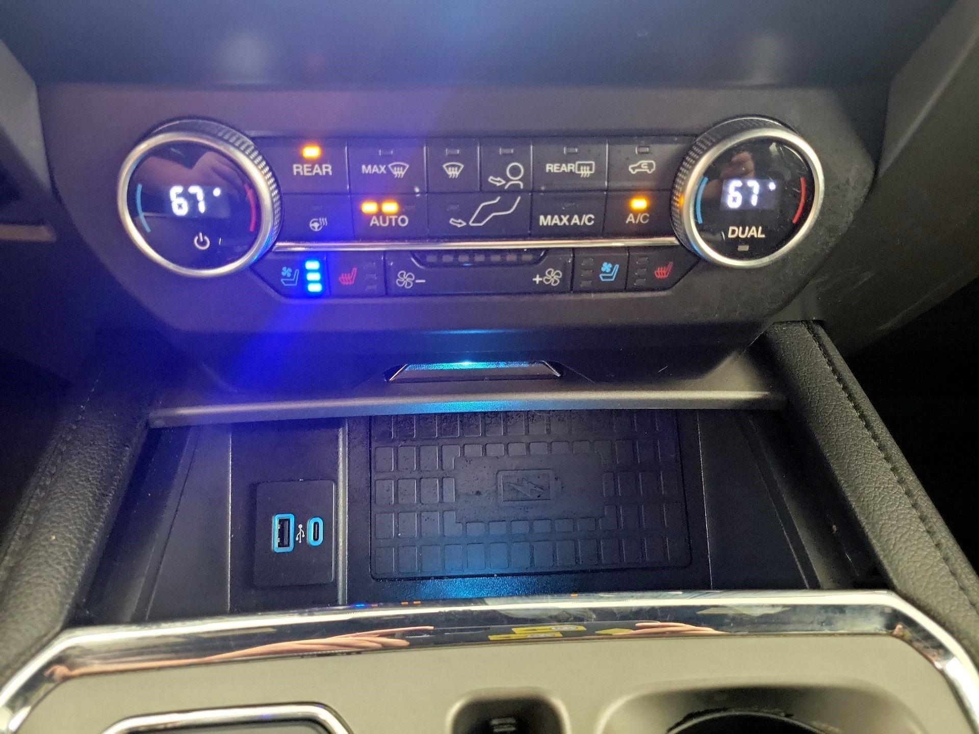 Thumbnail: 2021 Ford Expedition - 15