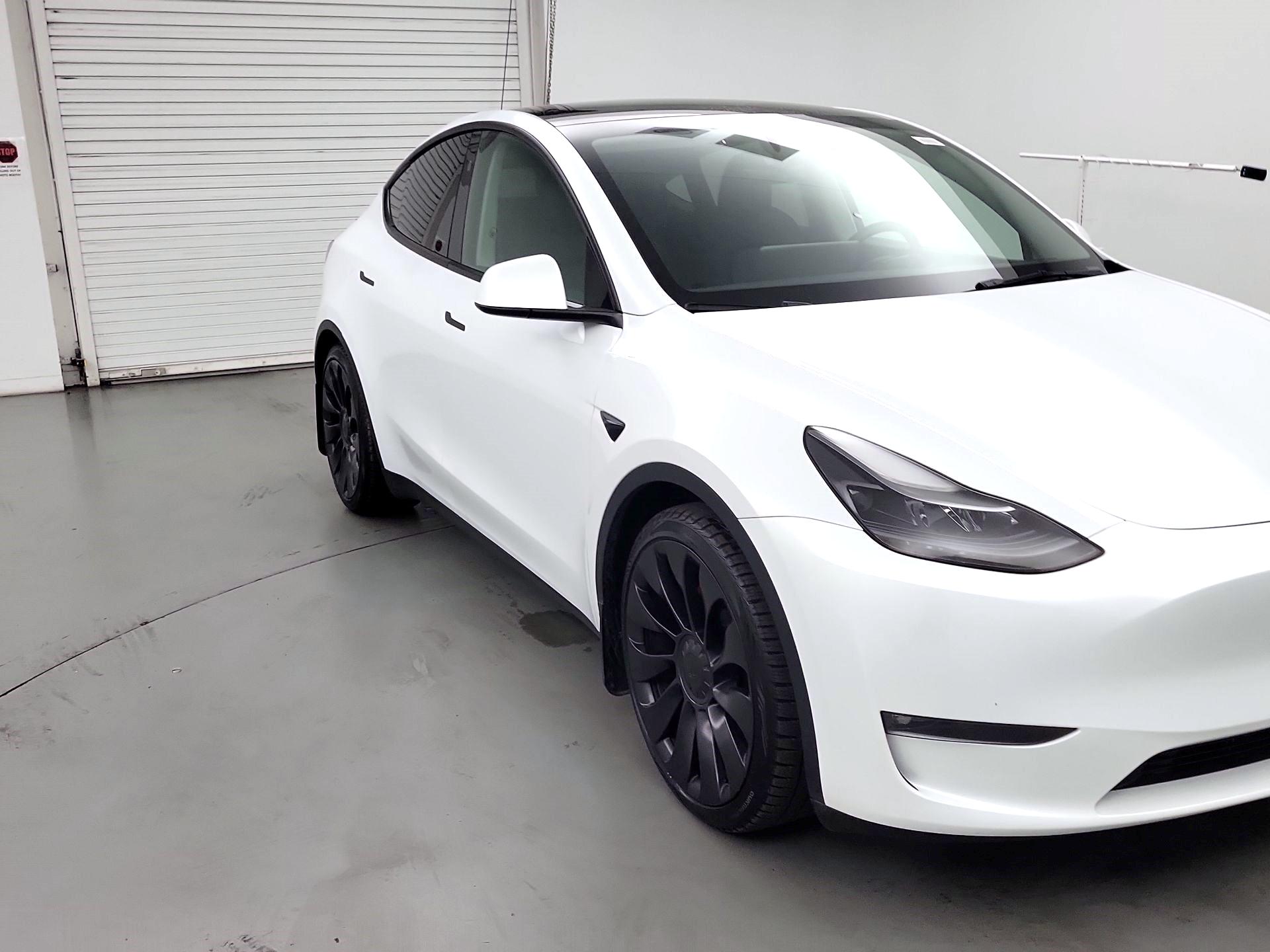 Thumbnail: 2023 Tesla Model Y - 1