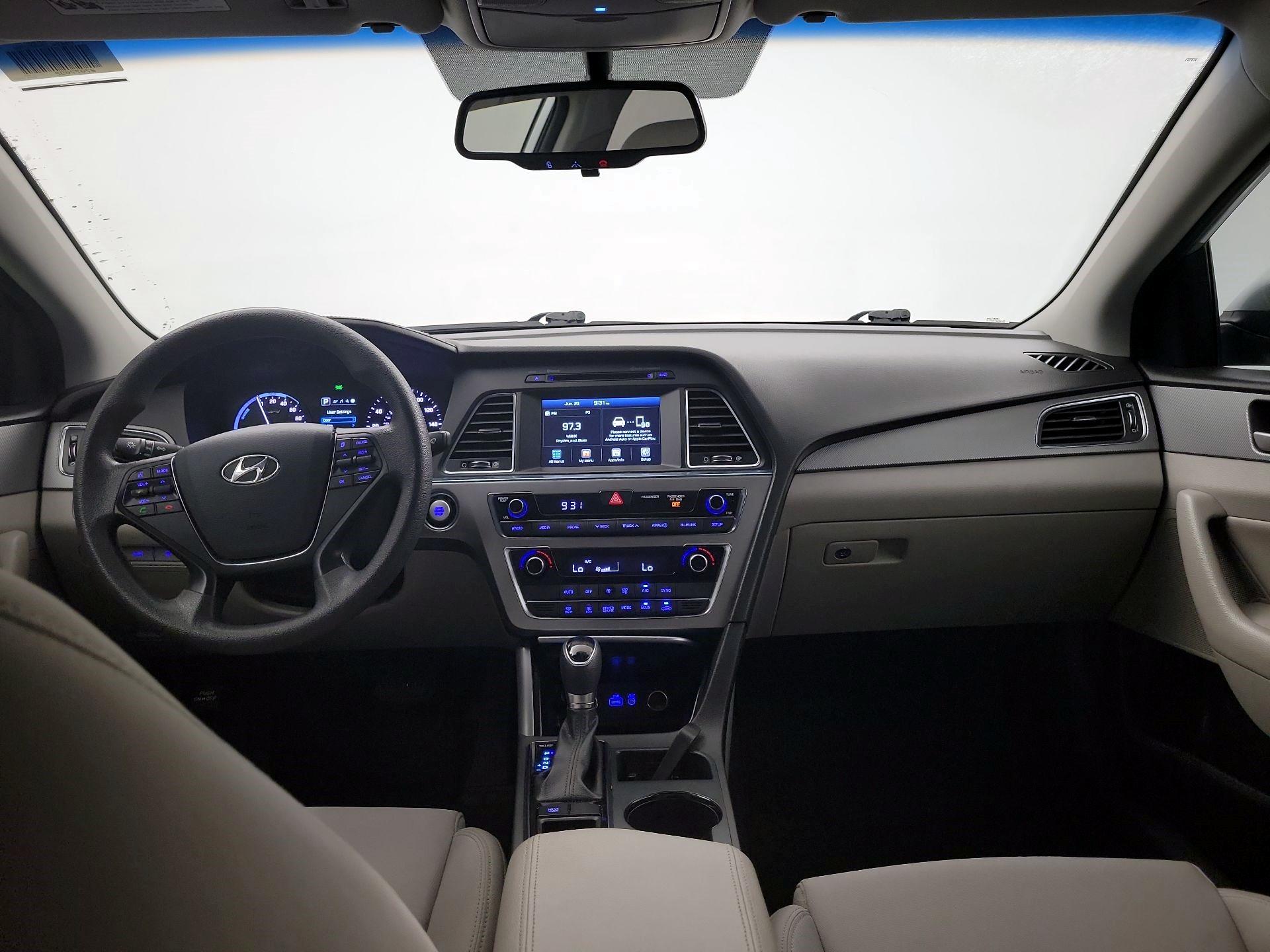 Thumbnail: 2017 Hyundai Sonata - 8