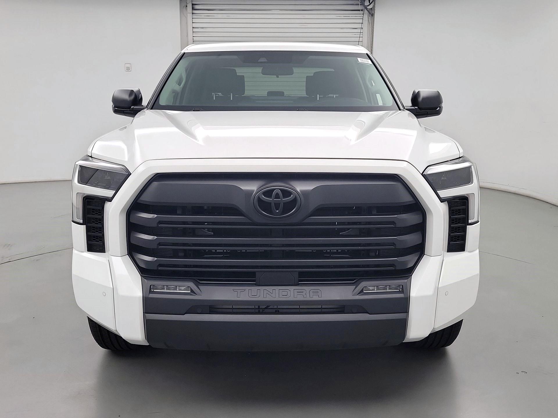 Thumbnail: 2022 Toyota Tundra - 2