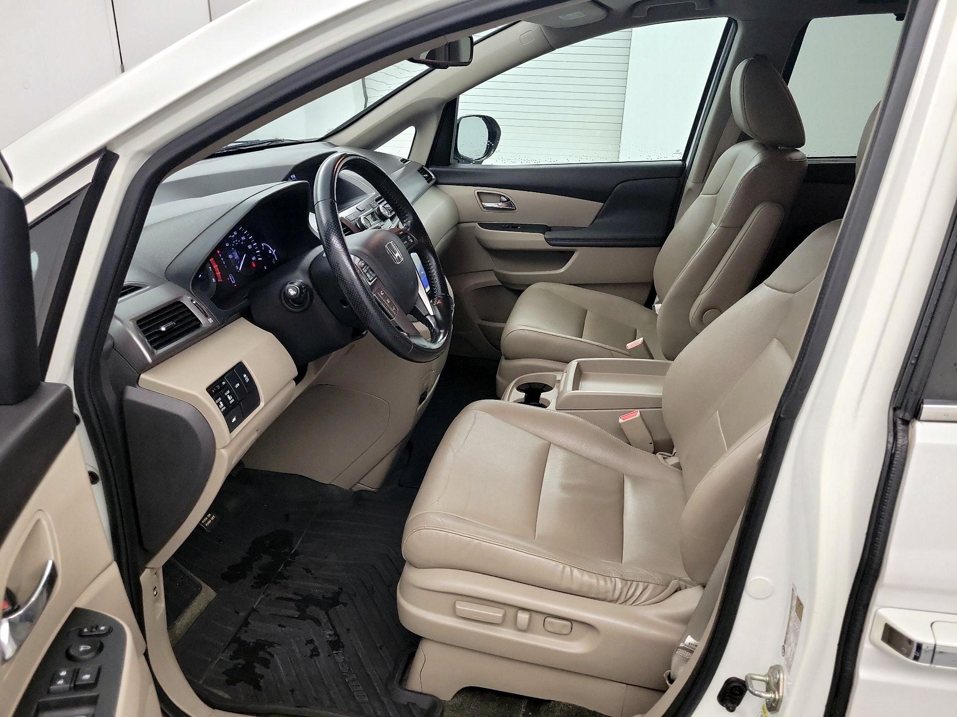 Thumbnail: 2016 Honda Odyssey - 9