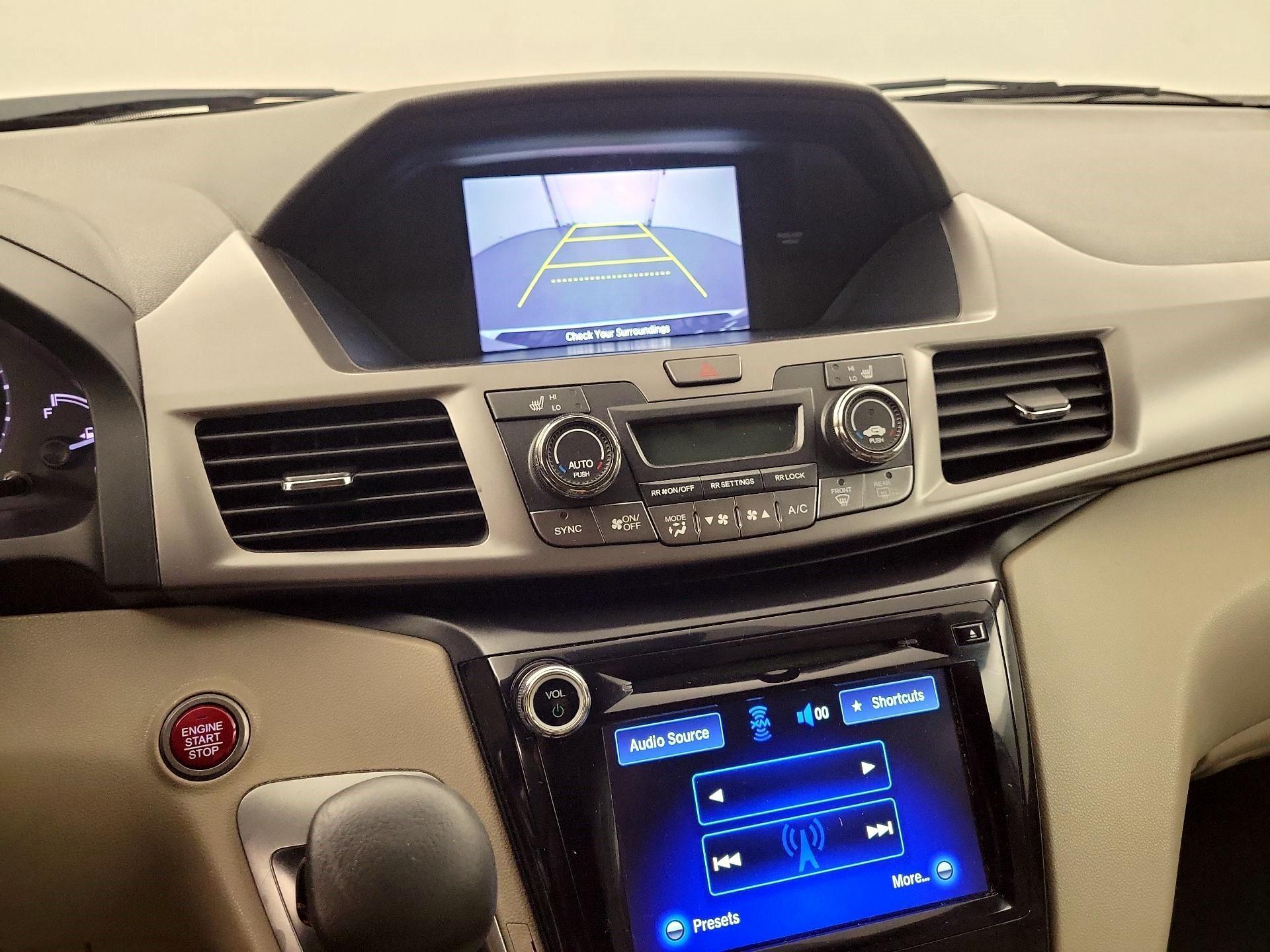 Thumbnail: 2016 Honda Odyssey - 12