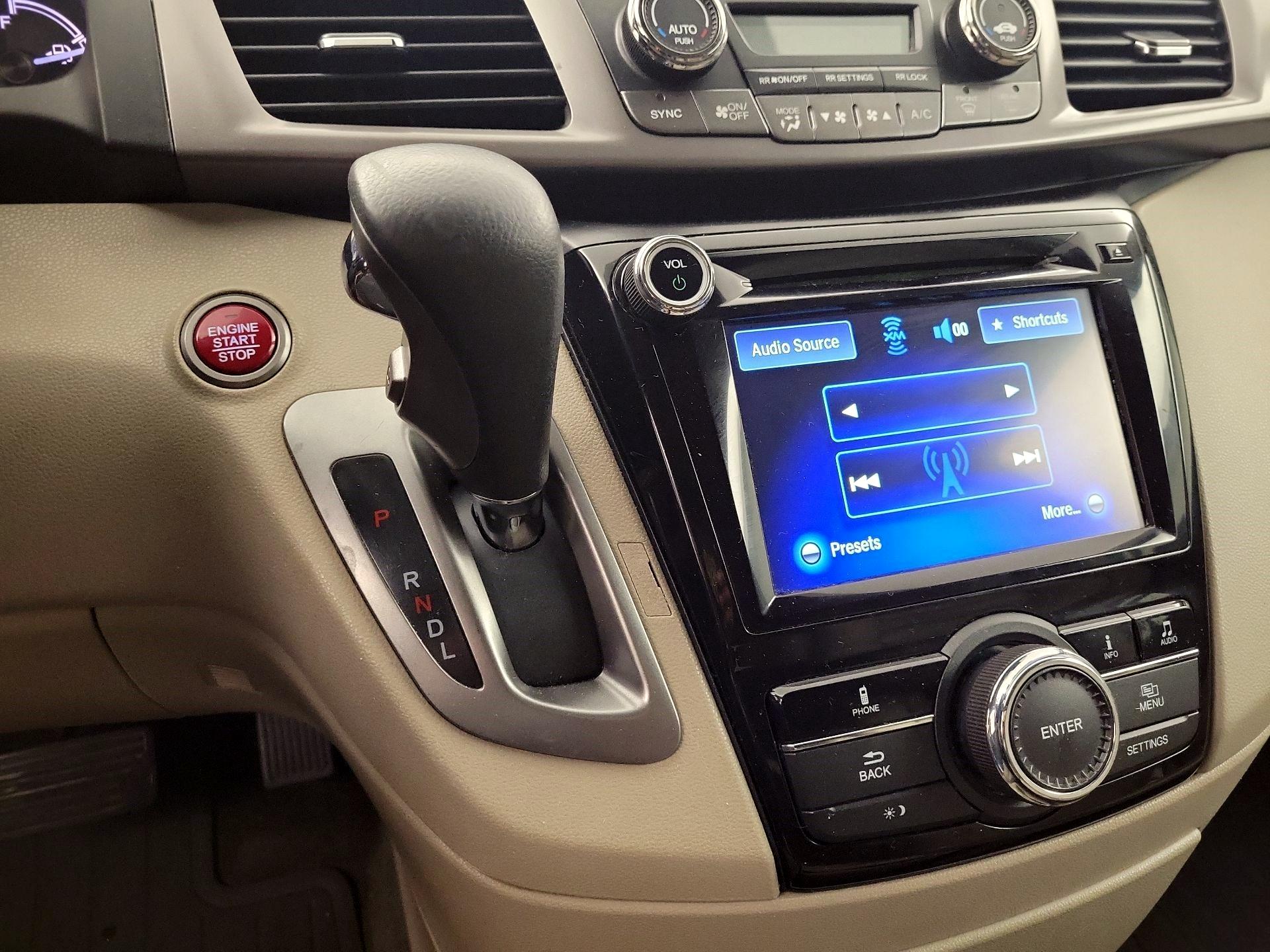 Thumbnail: 2016 Honda Odyssey - 15