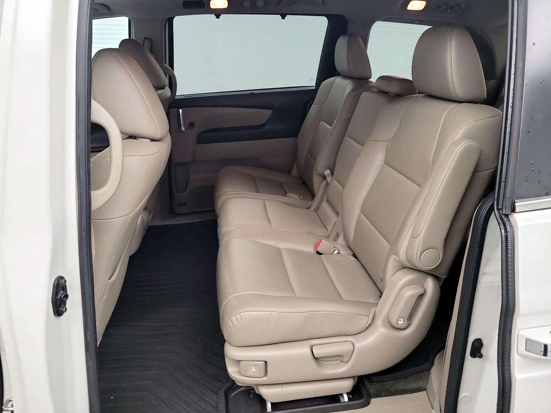 Thumbnail: 2016 Honda Odyssey - 18