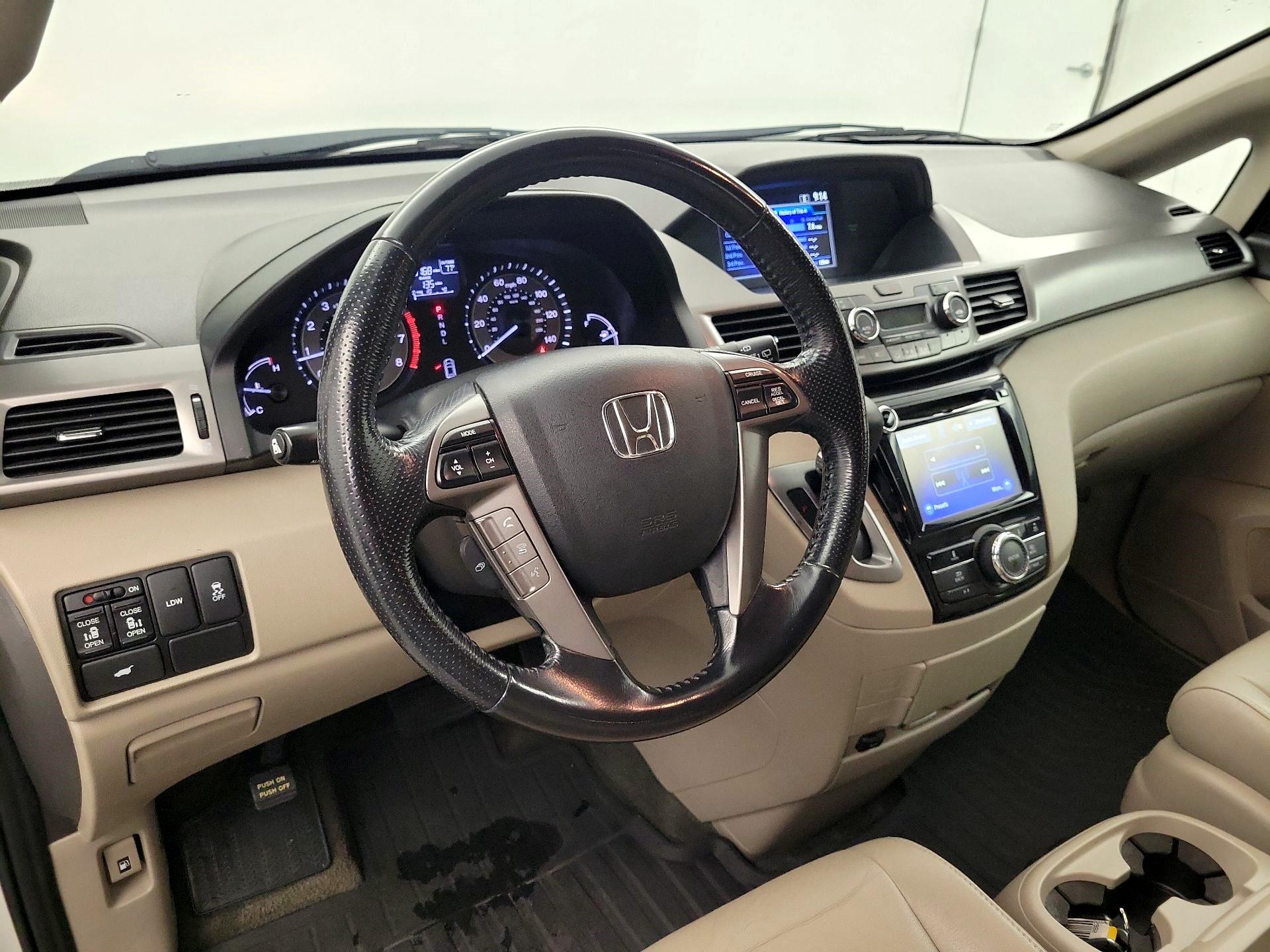 Thumbnail: 2016 Honda Odyssey - 8