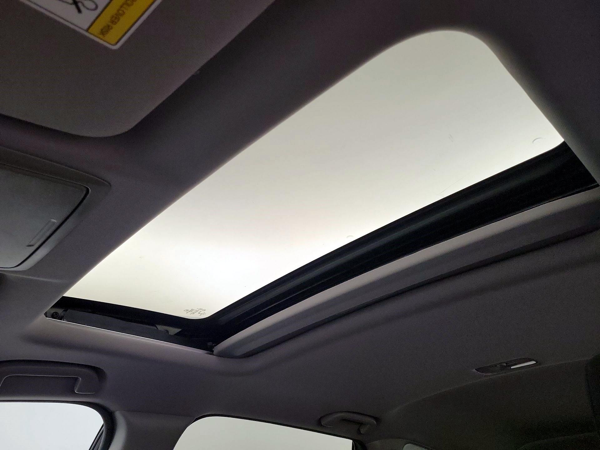 Thumbnail: 2019 Honda CR-V - 17