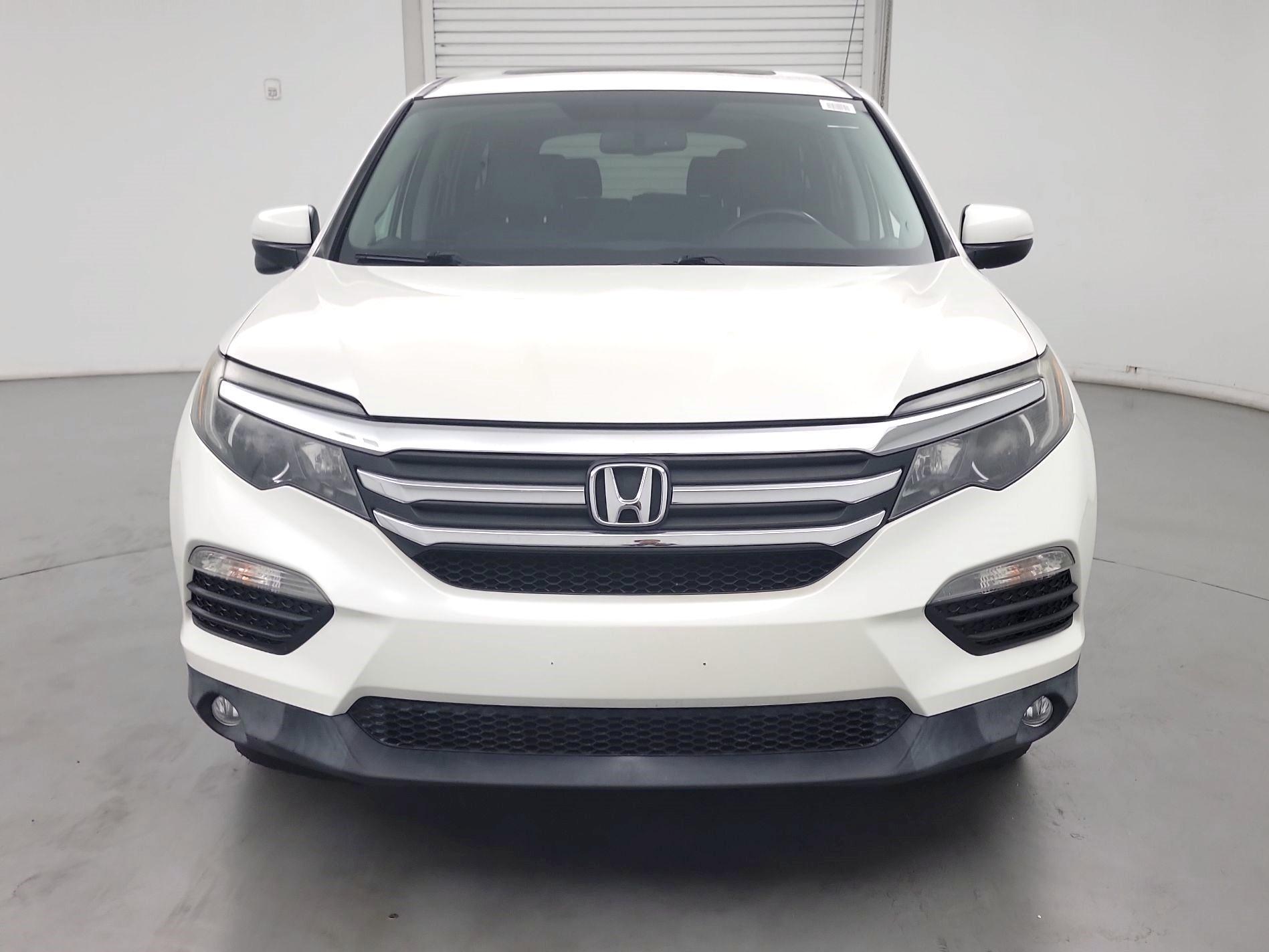 Thumbnail: 2017 Honda Pilot - 2