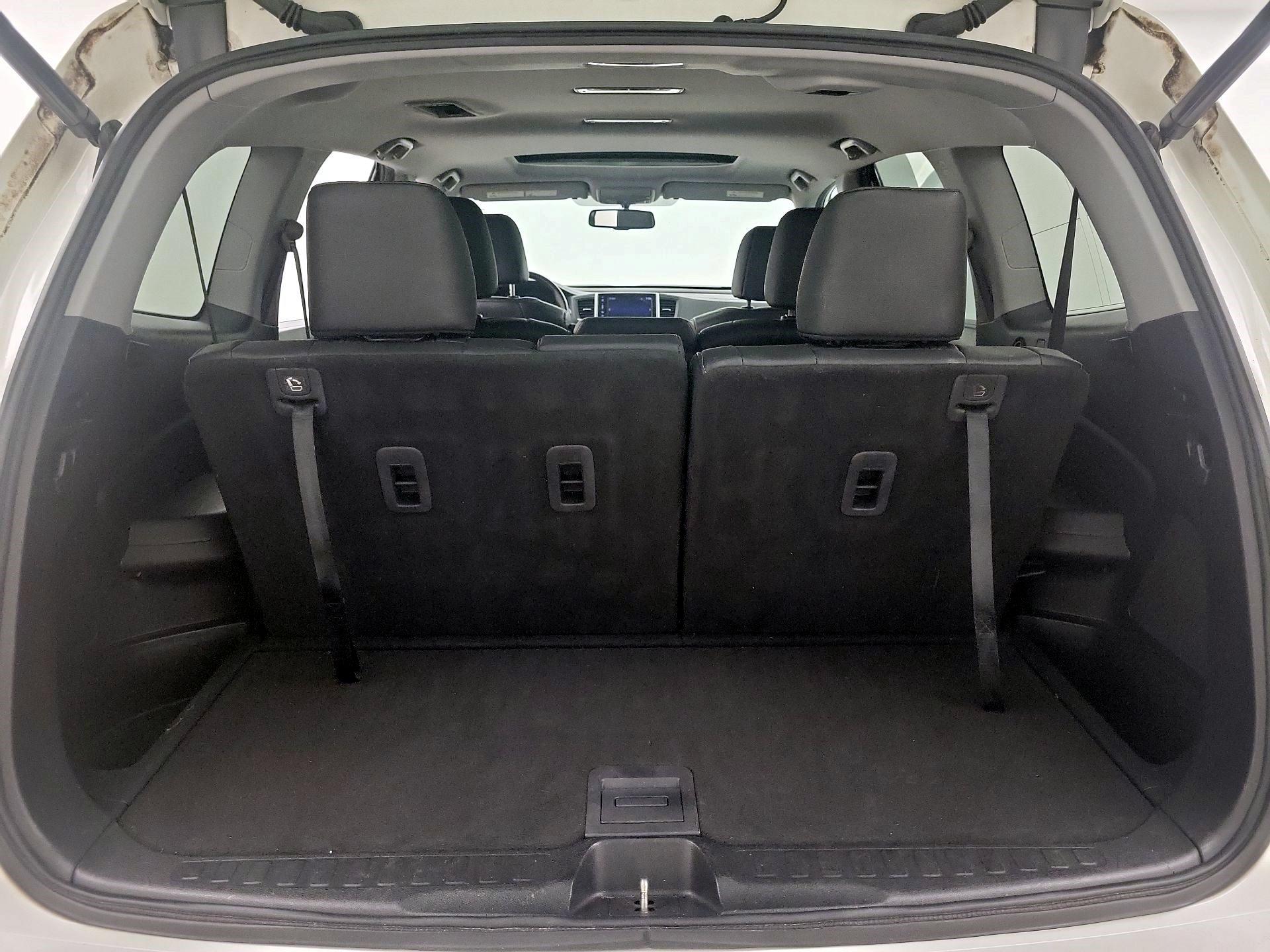 Thumbnail: 2017 Honda Pilot - 20