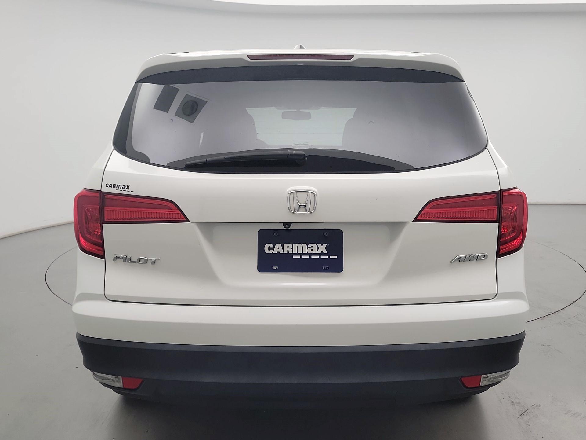Thumbnail: 2017 Honda Pilot - 6