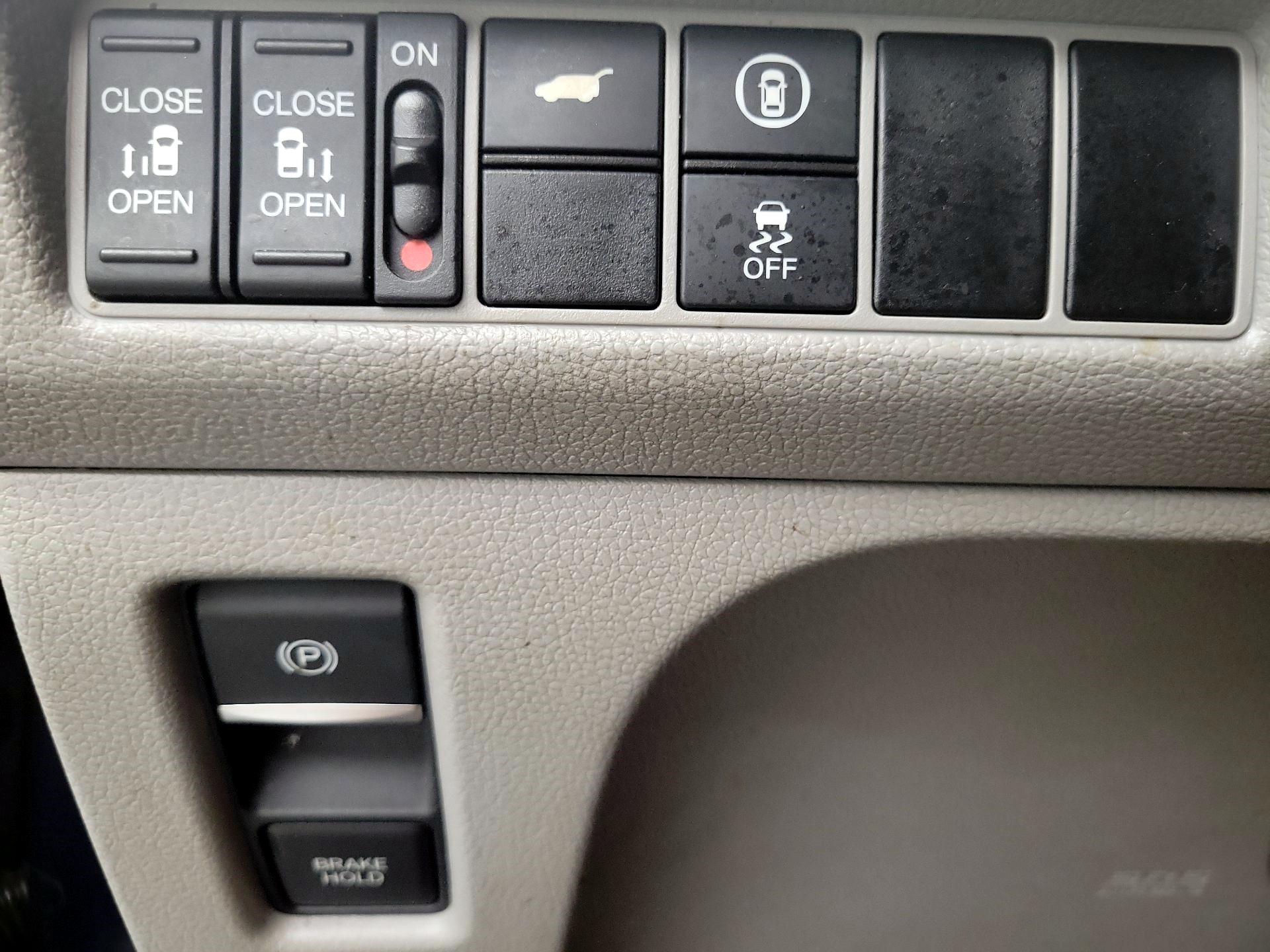 Thumbnail: 2021 Honda Odyssey - 11