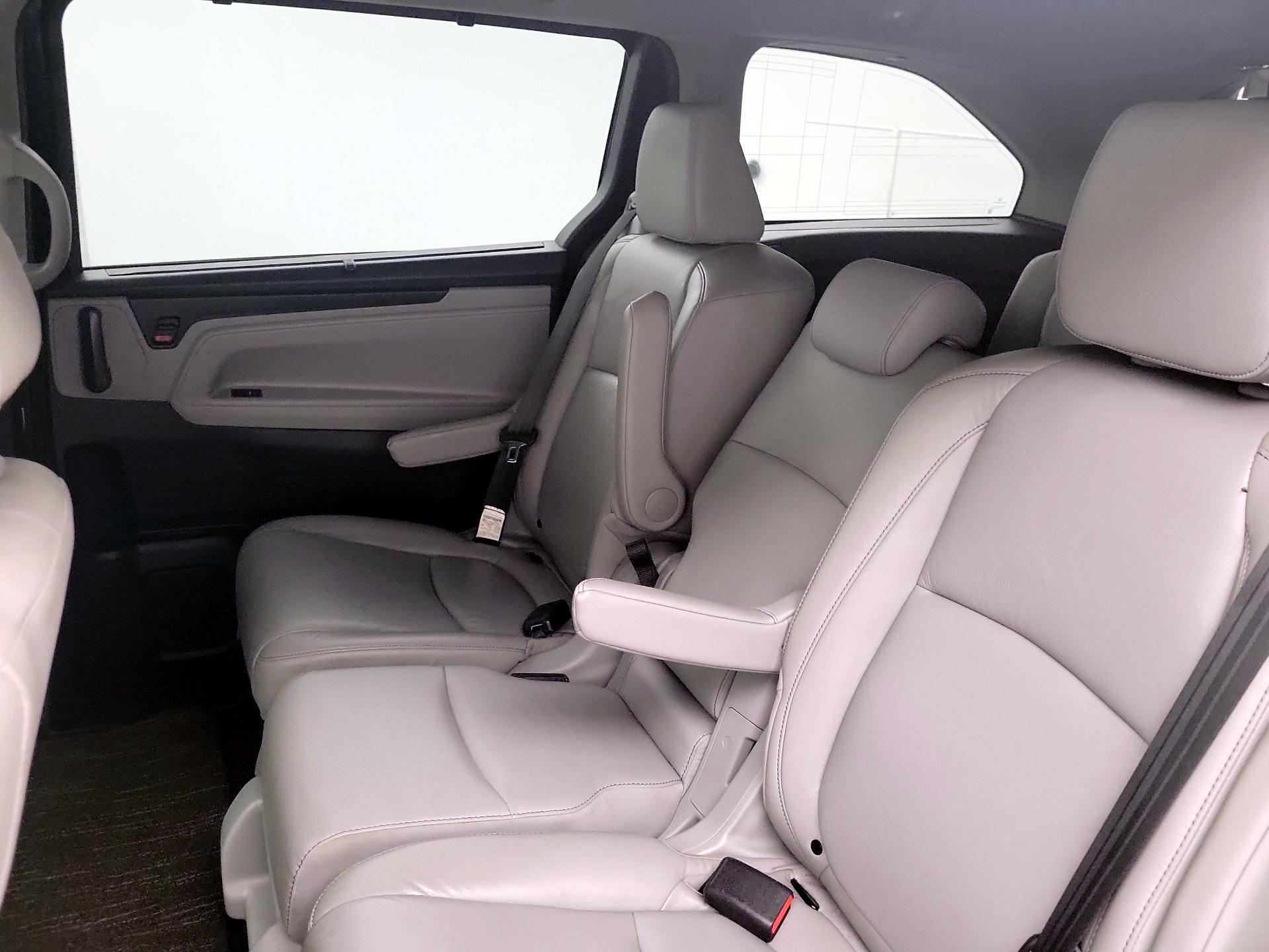 Thumbnail: 2021 Honda Odyssey - 18