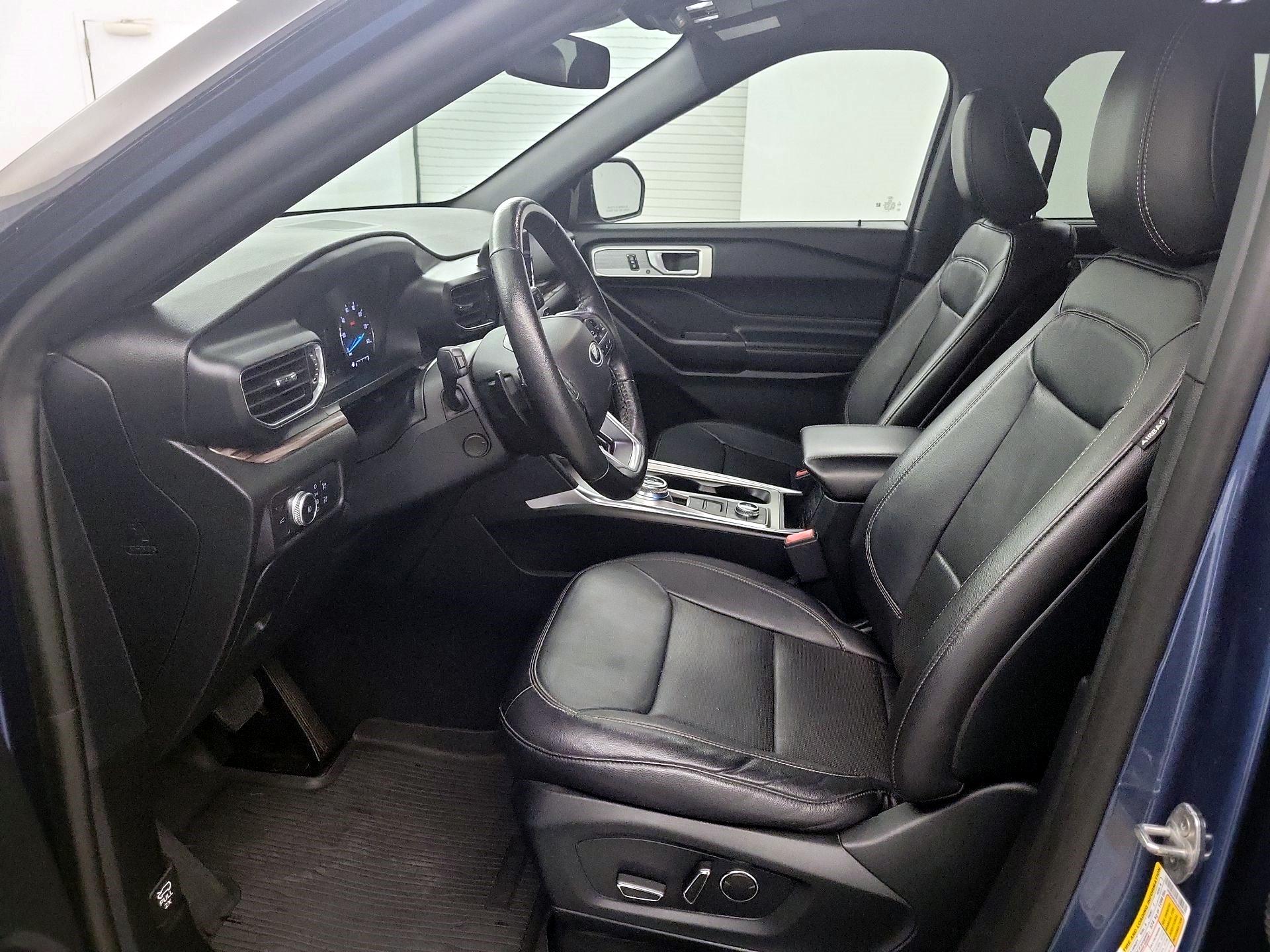Thumbnail: 2020 Ford Explorer - 9