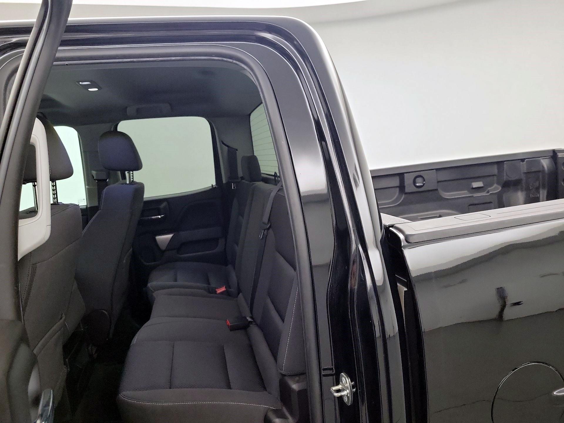 Thumbnail: 2018 Chevrolet Silverado 1500 - 17