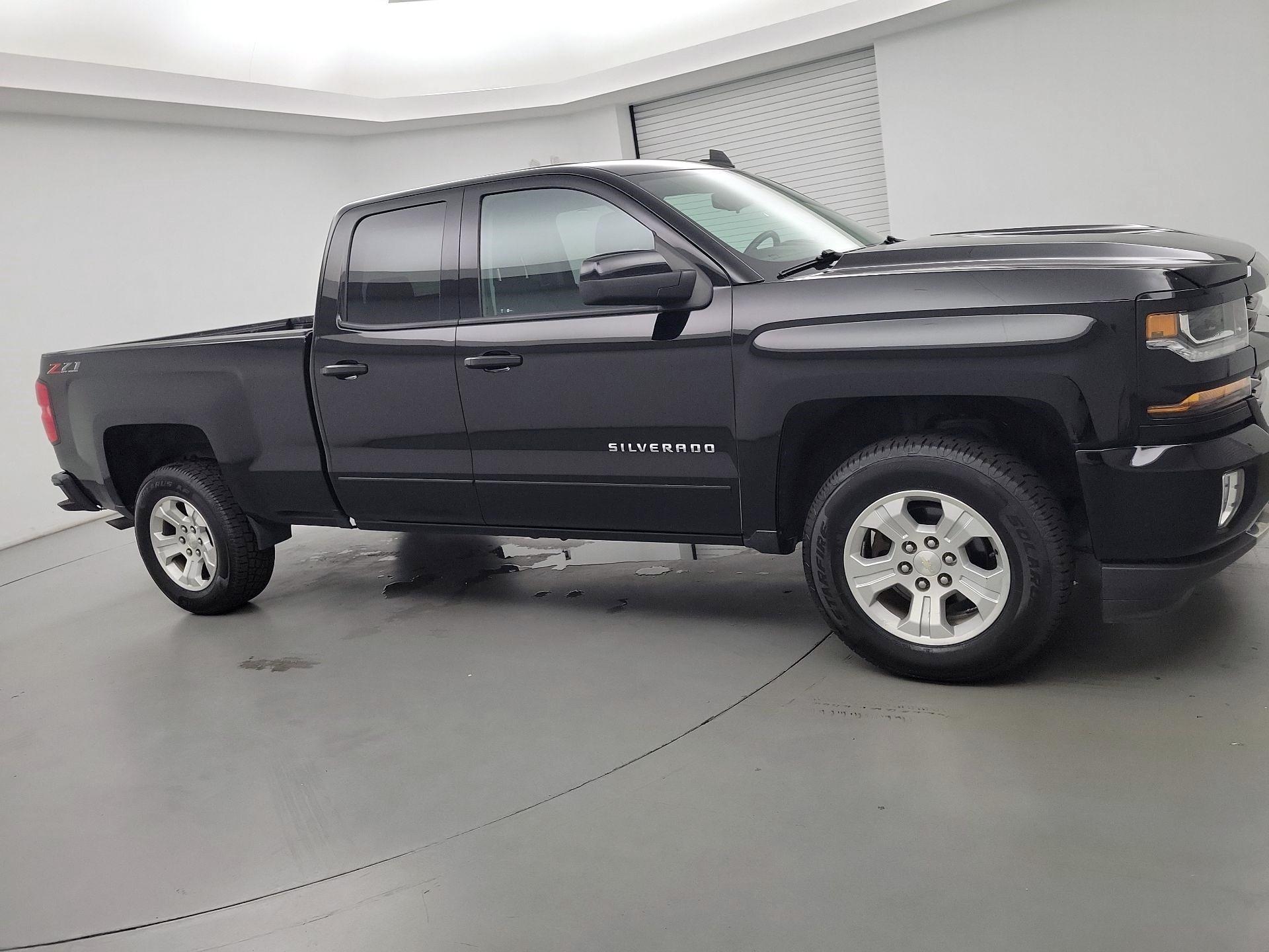Thumbnail: 2018 Chevrolet Silverado 1500 - 4