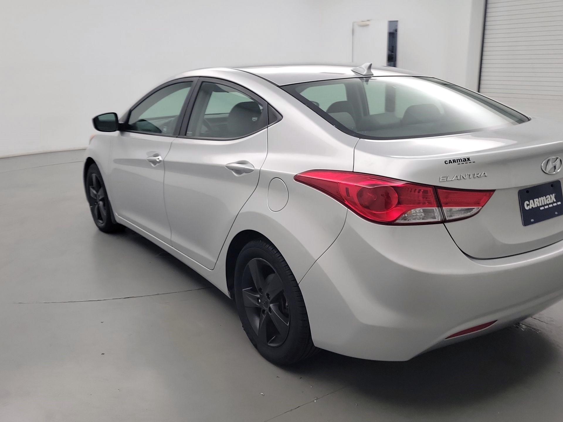 Thumbnail: 2013 Hyundai Elantra - 7