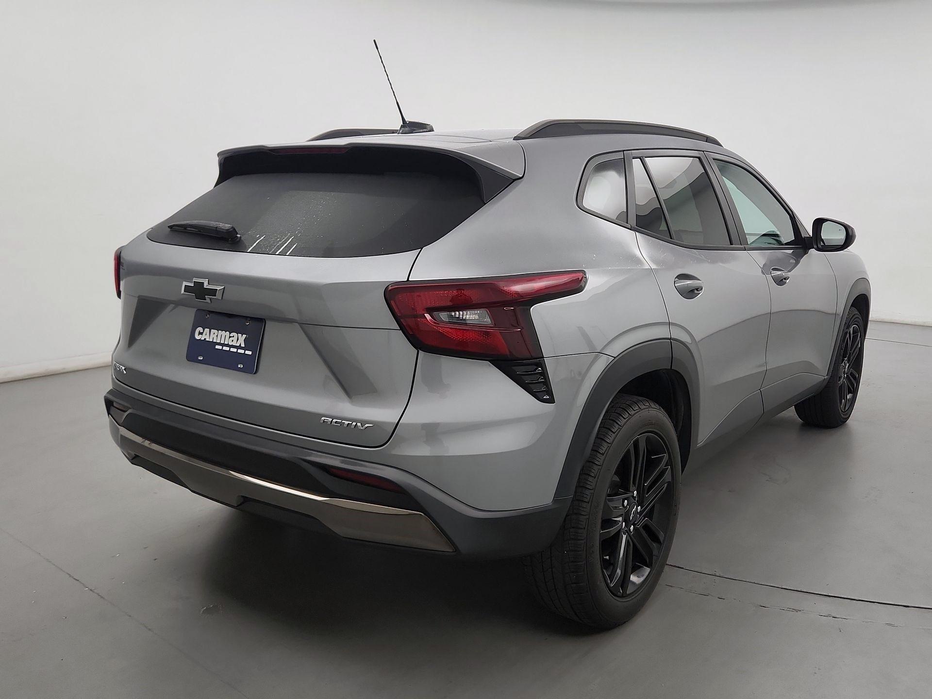 Thumbnail: 2024 Chevrolet Trax - 5