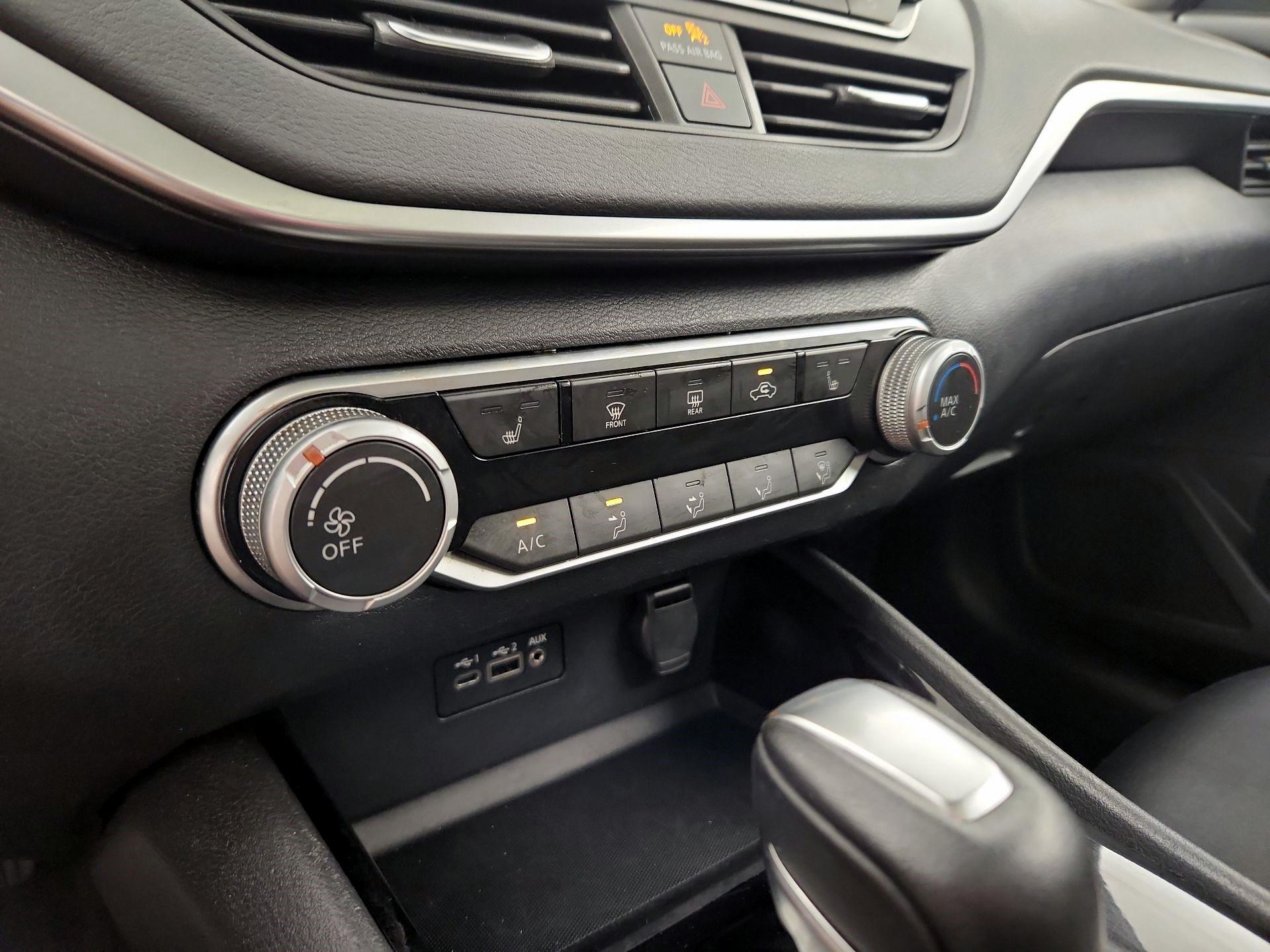 Thumbnail: 2021 Nissan Altima - 14