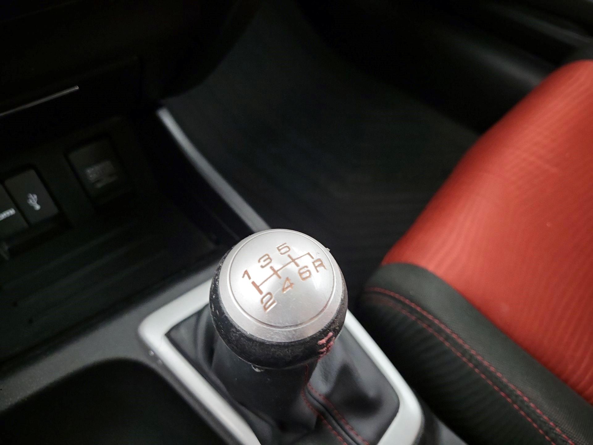 Thumbnail: 2015 Honda Civic - 14