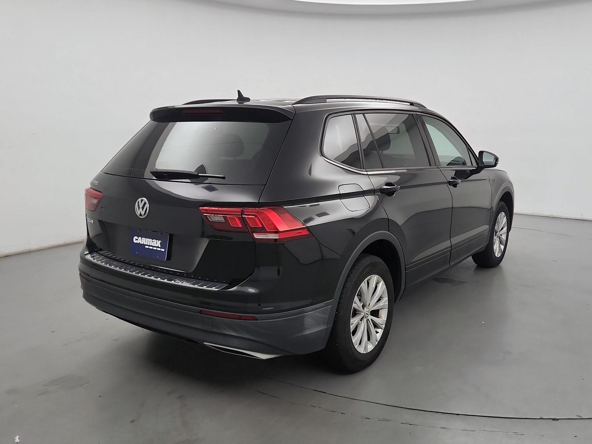 Thumbnail: 2020 Volkswagen Tiguan - 5