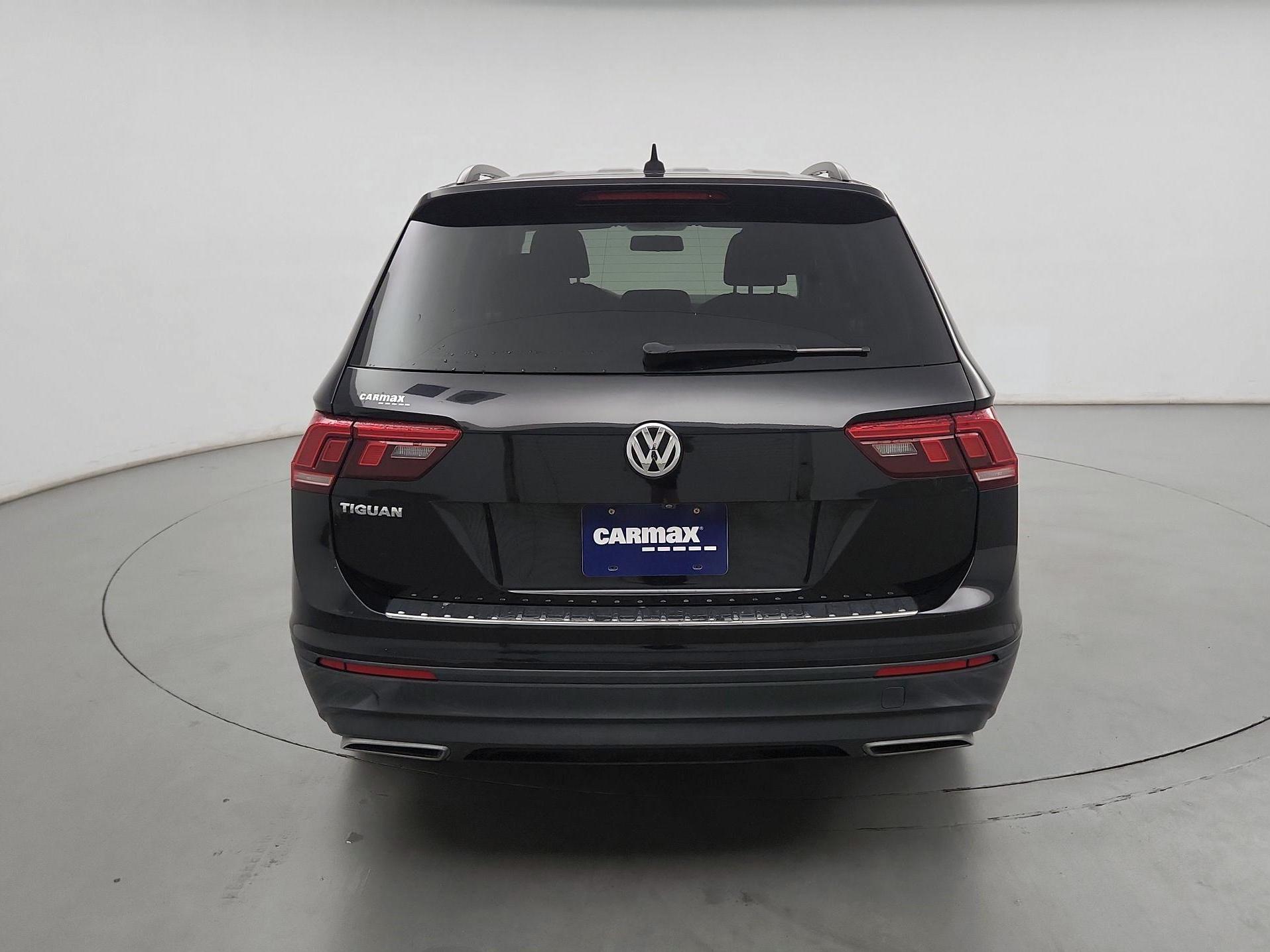 Thumbnail: 2020 Volkswagen Tiguan - 6