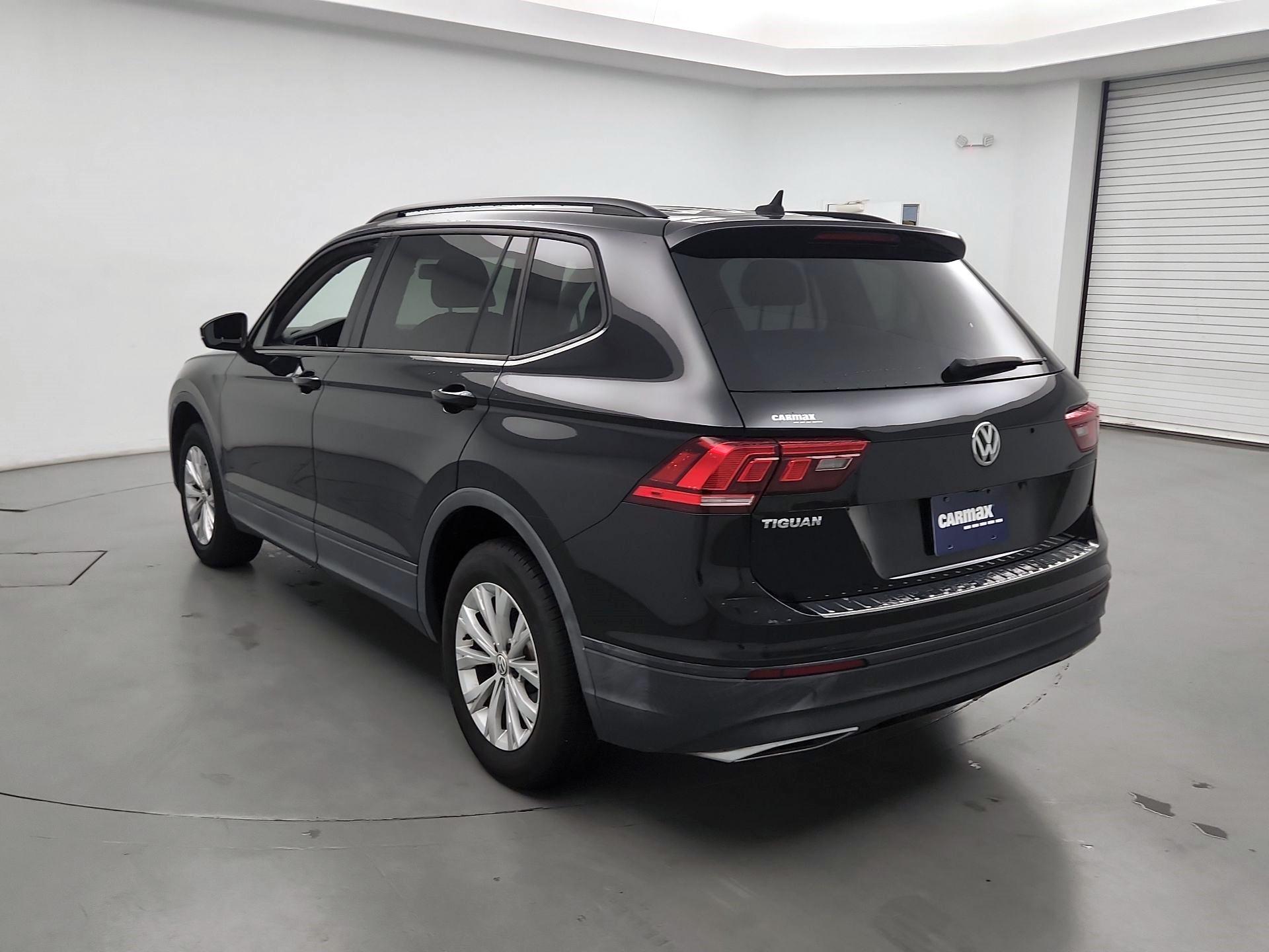 Thumbnail: 2020 Volkswagen Tiguan - 7