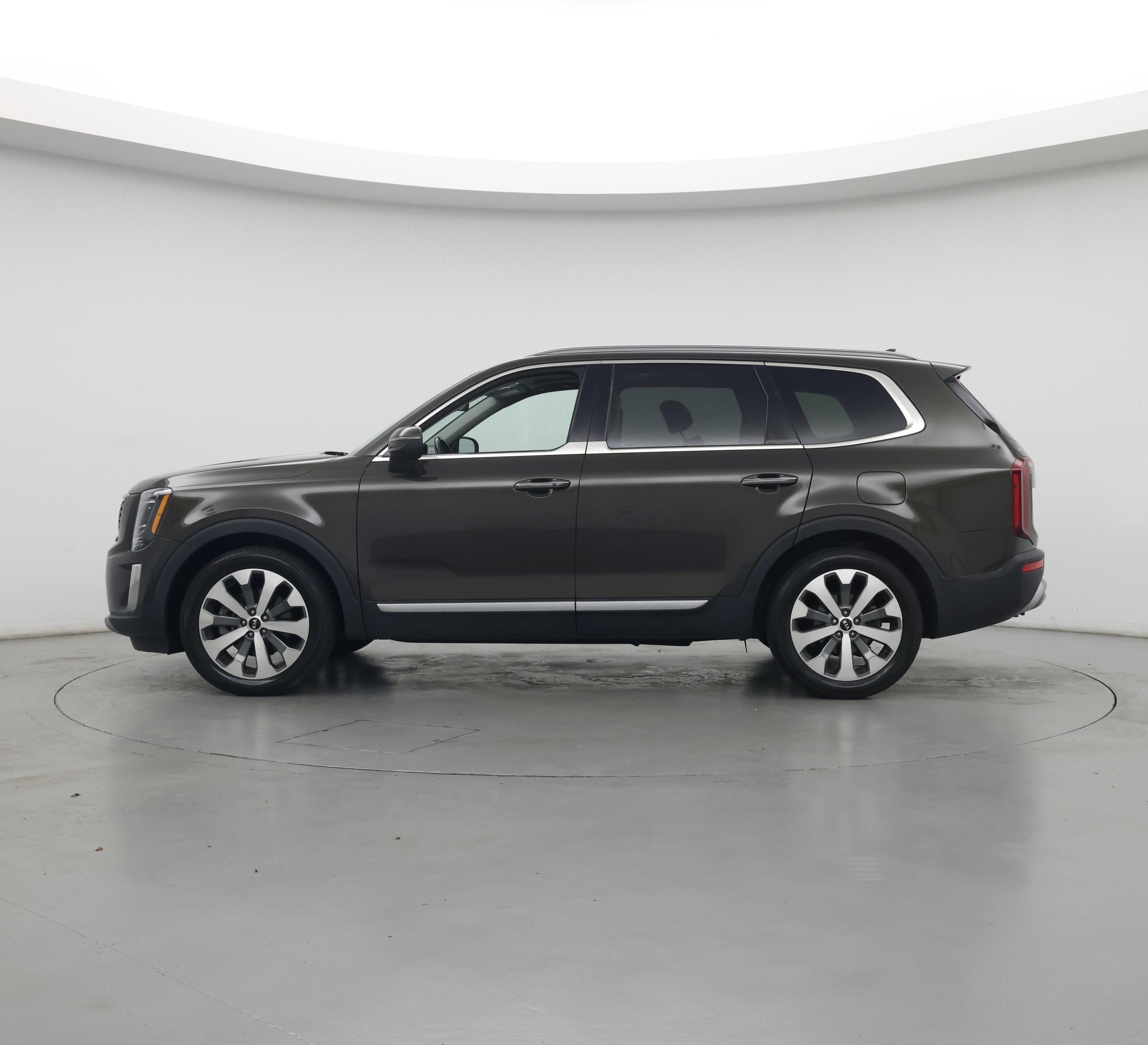 Thumbnail: 2020 Kia Telluride - 3