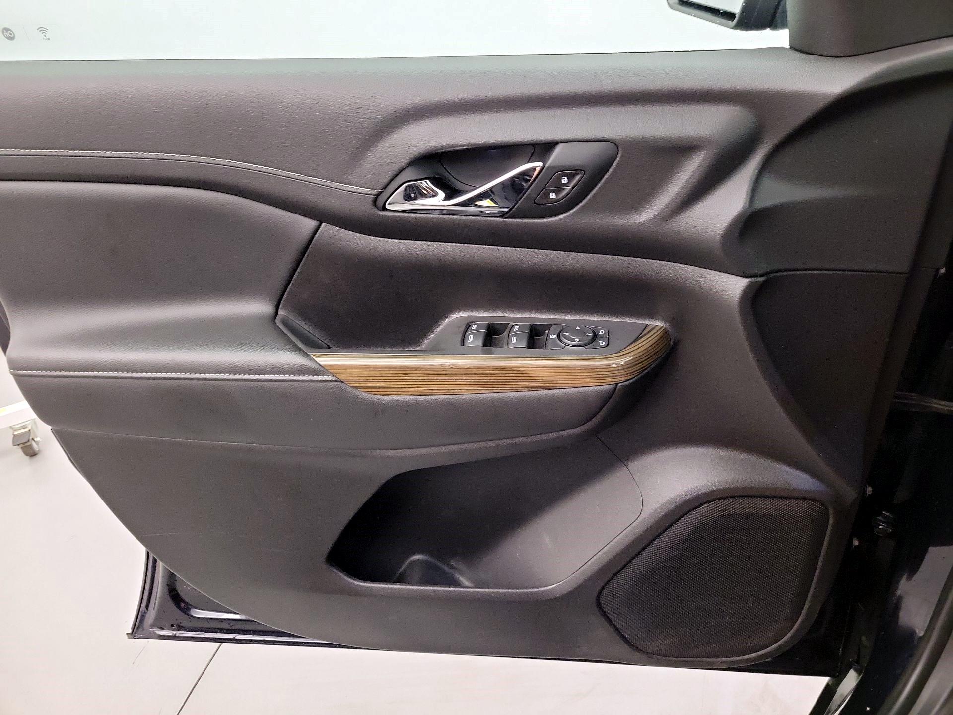 Thumbnail: 2021 GMC Acadia - 10