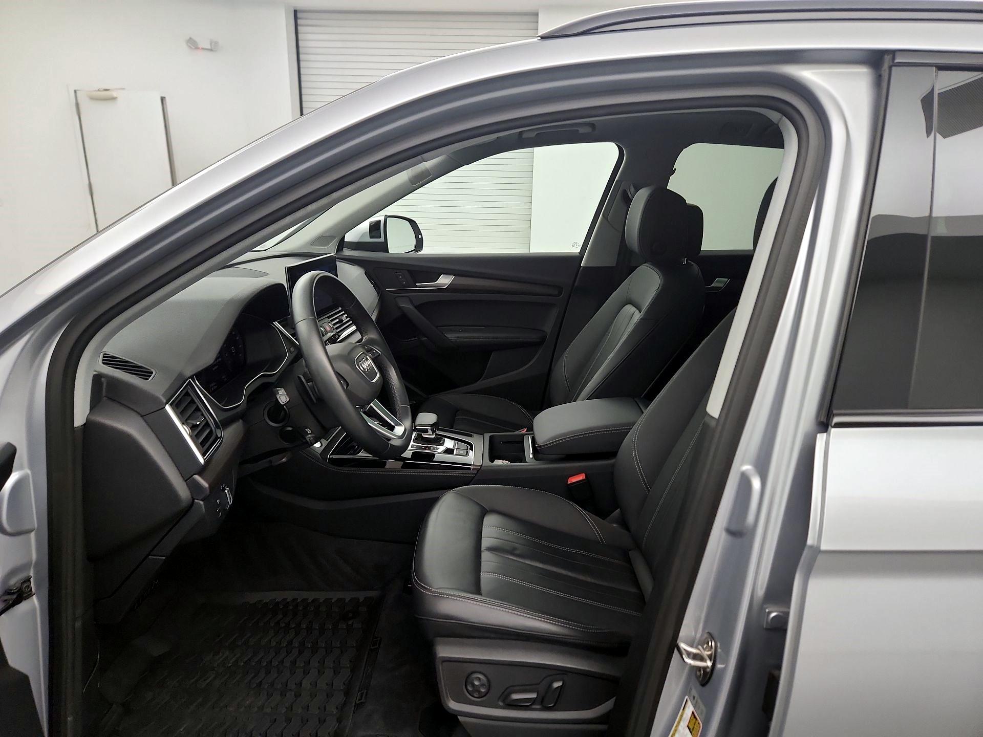 Thumbnail: 2022 Audi Q5 - 9