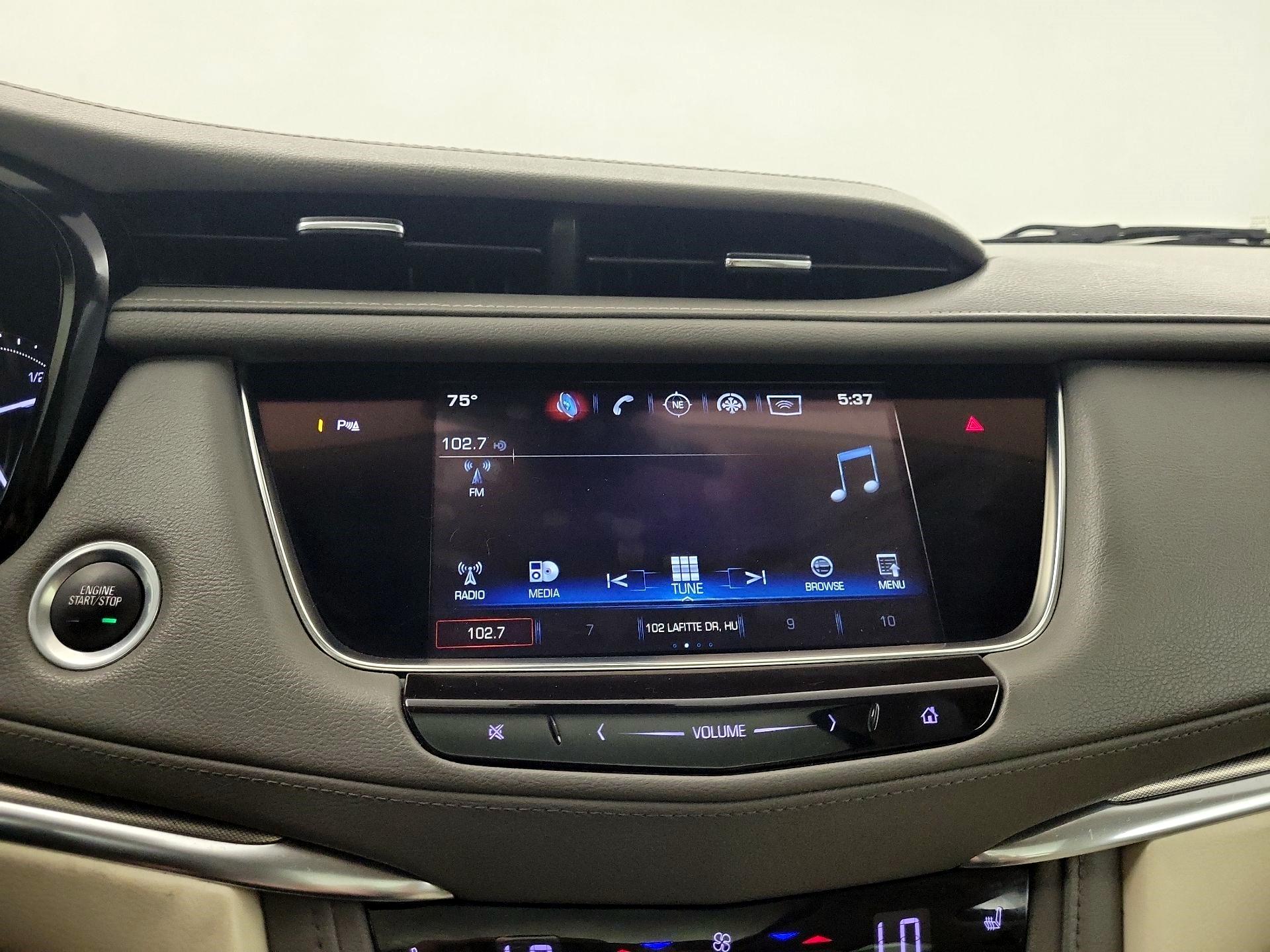 Thumbnail: 2017 Cadillac XT5 - 14