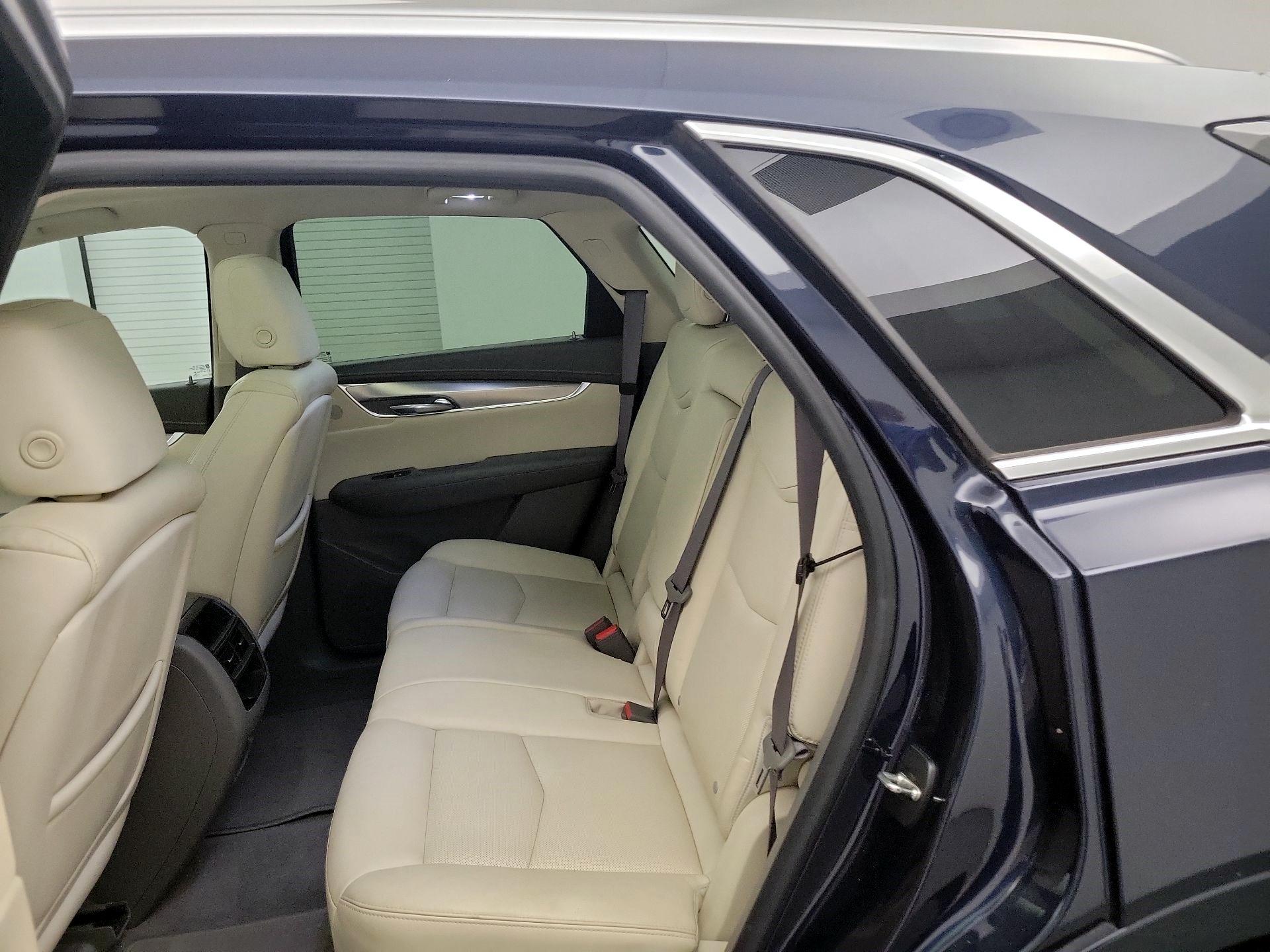 Thumbnail: 2017 Cadillac XT5 - 19