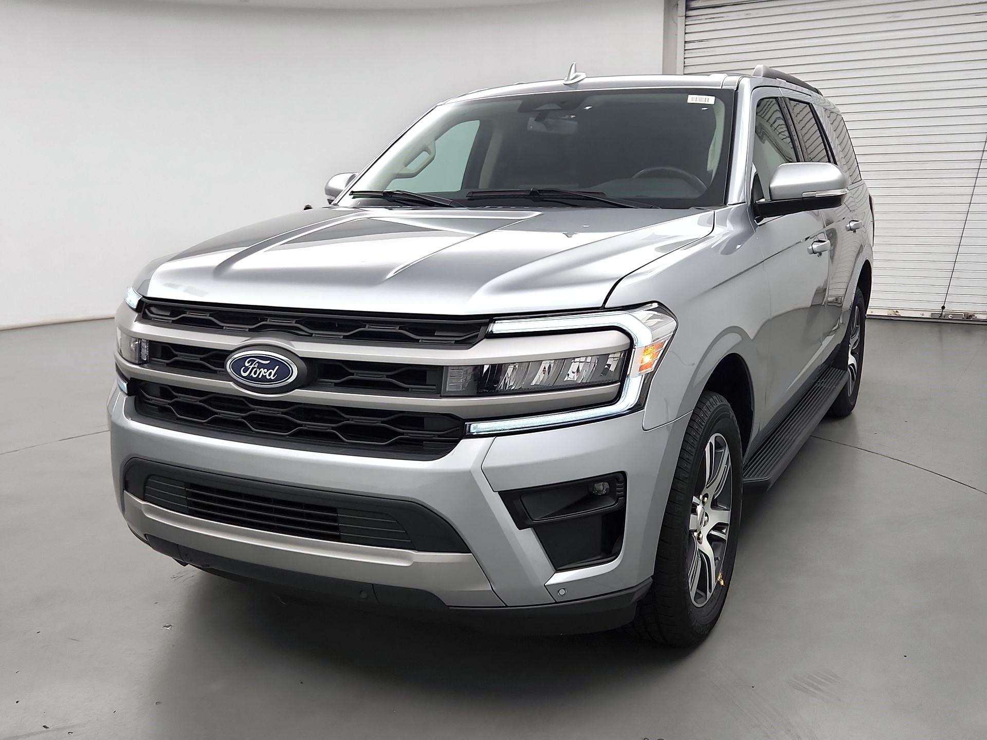Thumbnail: 2024 Ford Expedition - 3