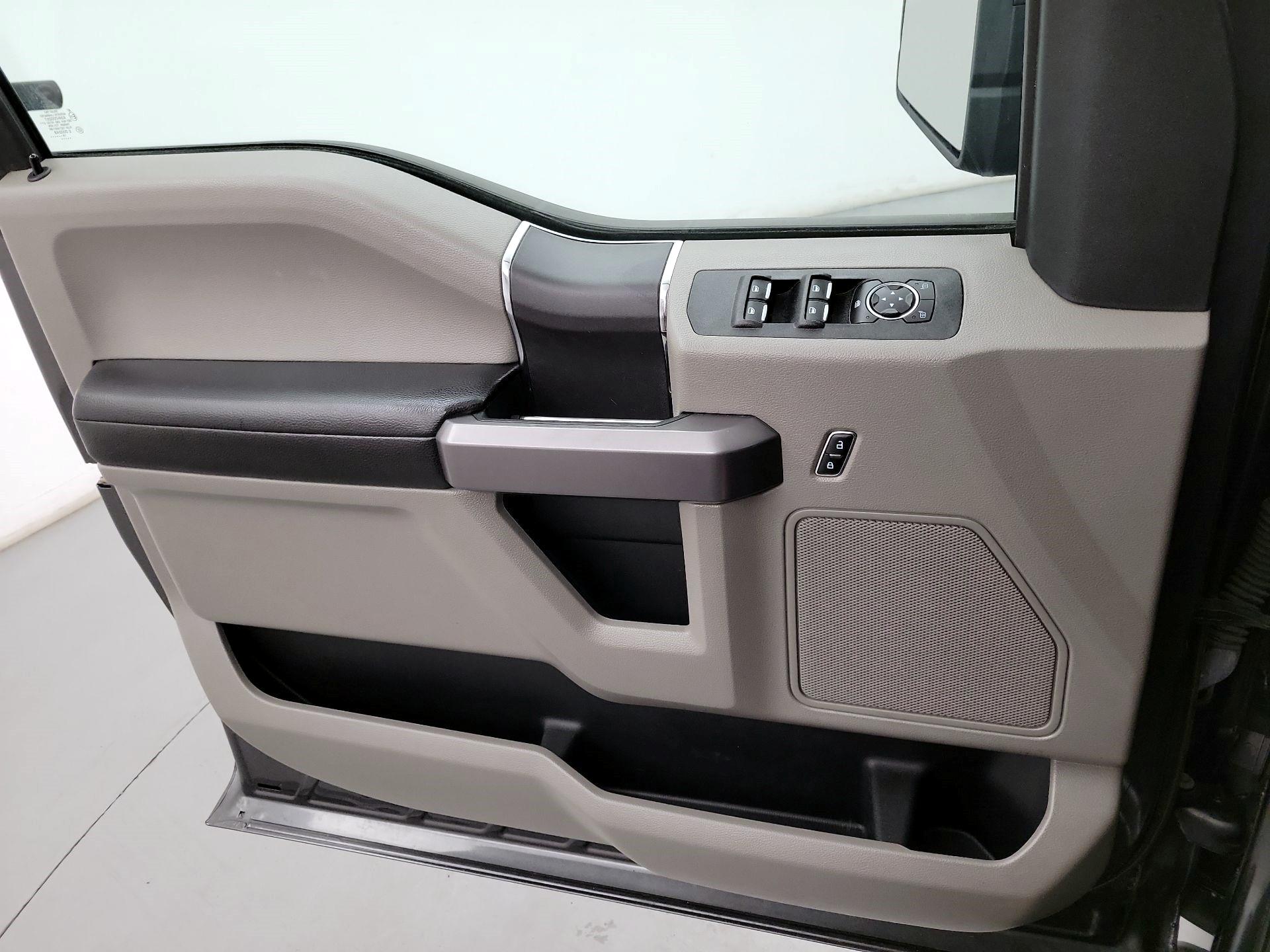Thumbnail: 2019 Ford F-150 - 10